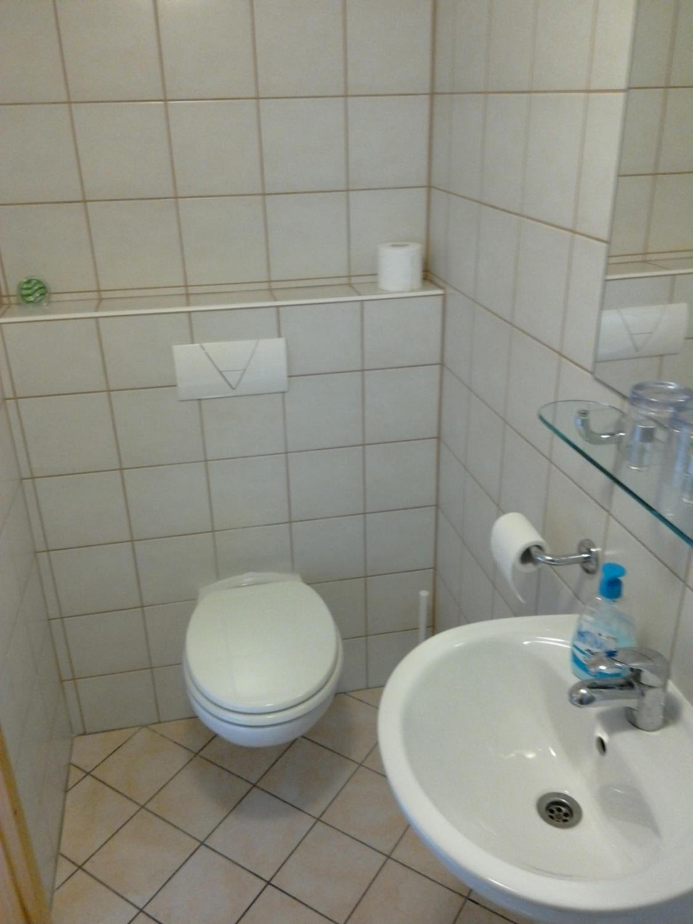 Studio (2 Adults) - Photo 7