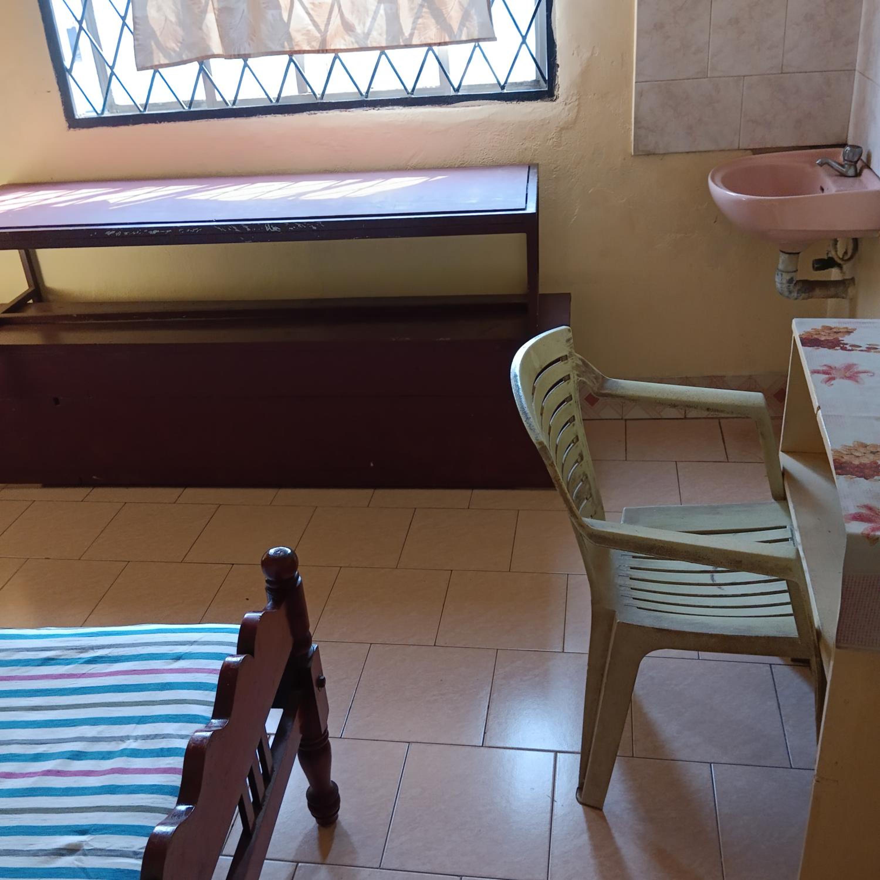 Double Room with Shared Toilet photo 2