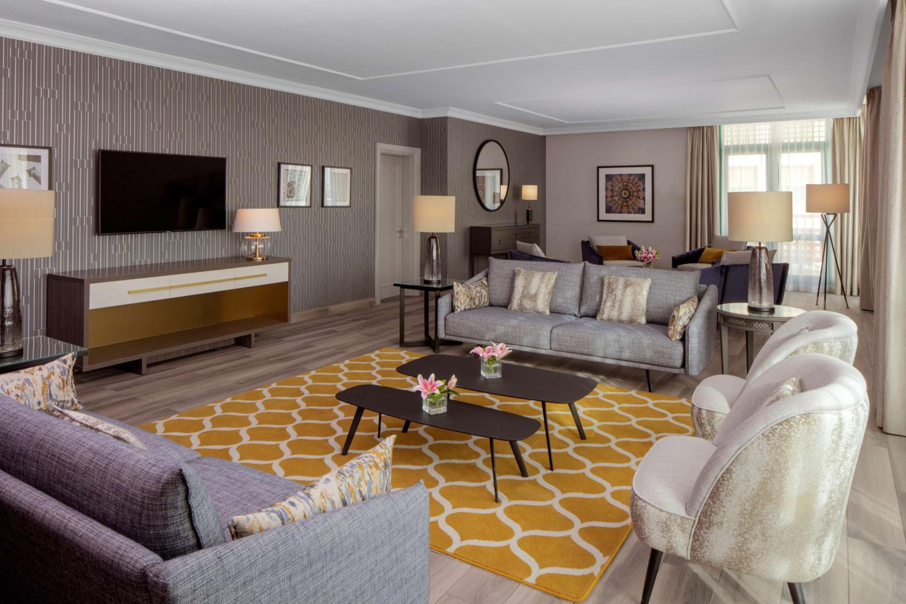 Grand King Suite - Photo 1