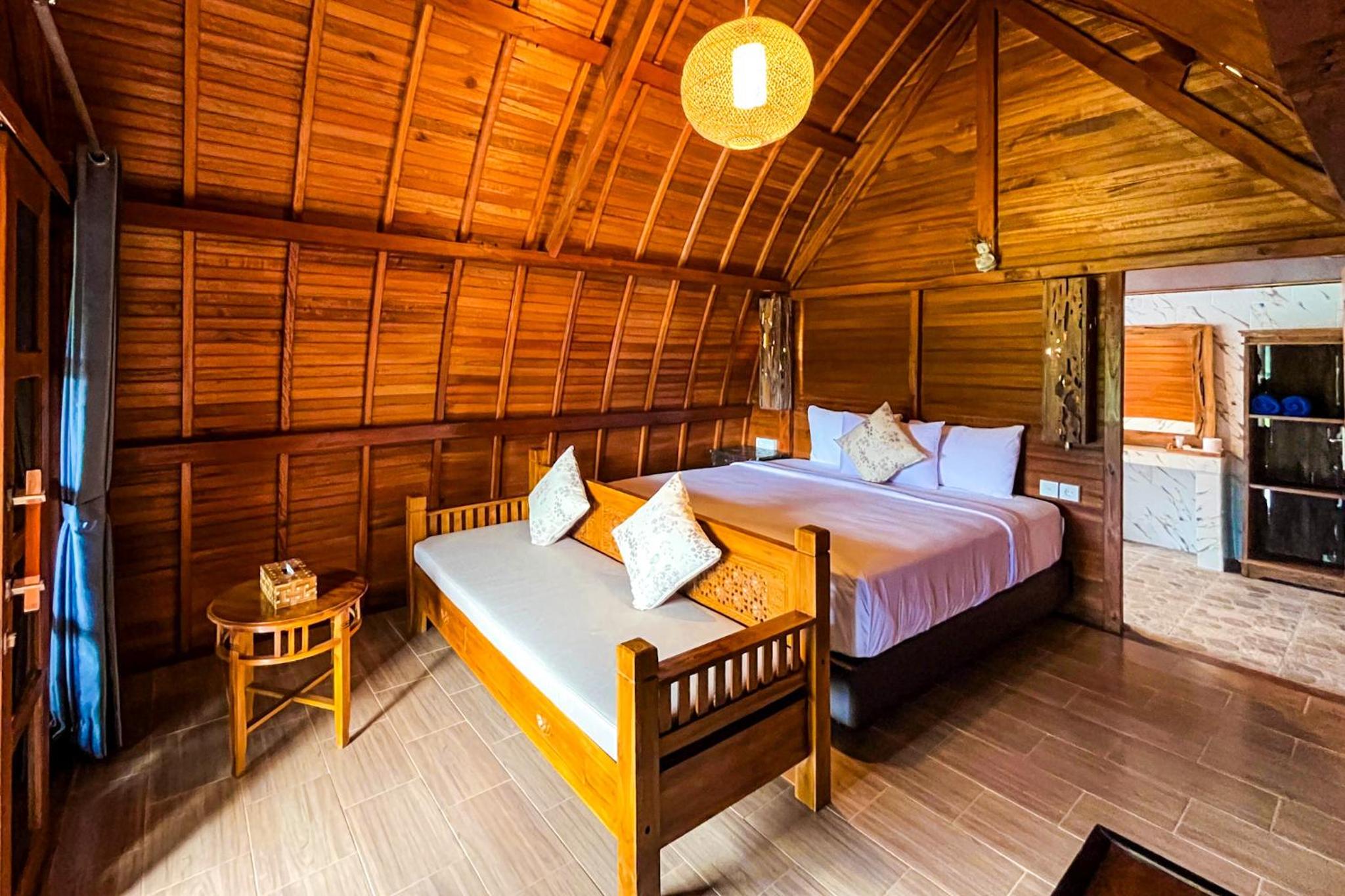 Lumbung Villa with Mountain View - Photo 1
