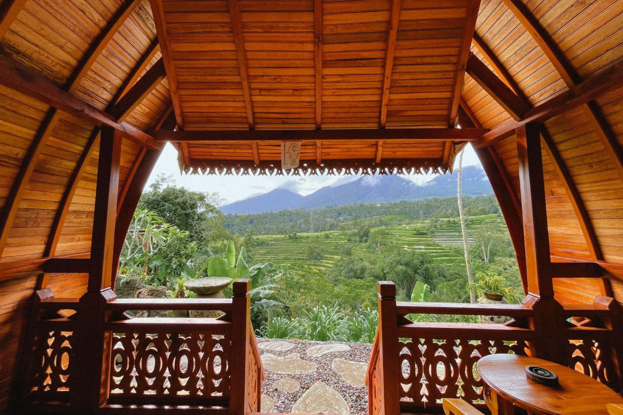 Lumbung Villa with Mountain View - Photo 10