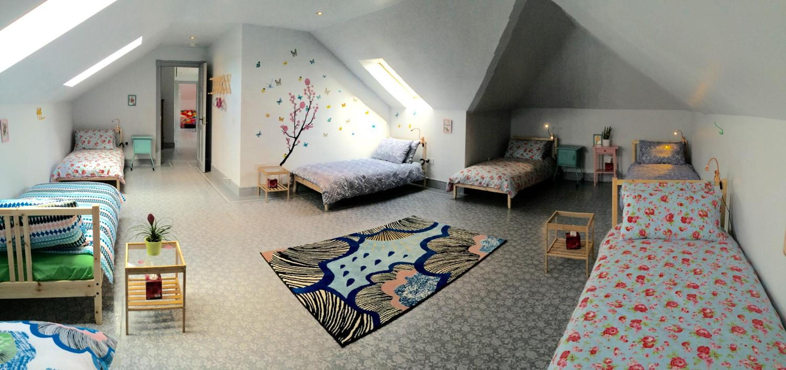 Bed In 8-Bed Mixed Dormitory Room photo 2
