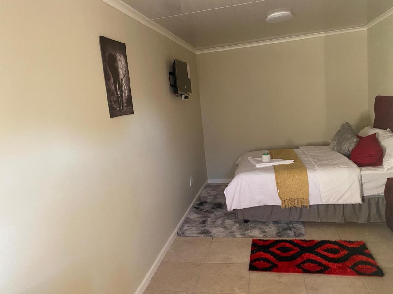Double Room - Photo 1