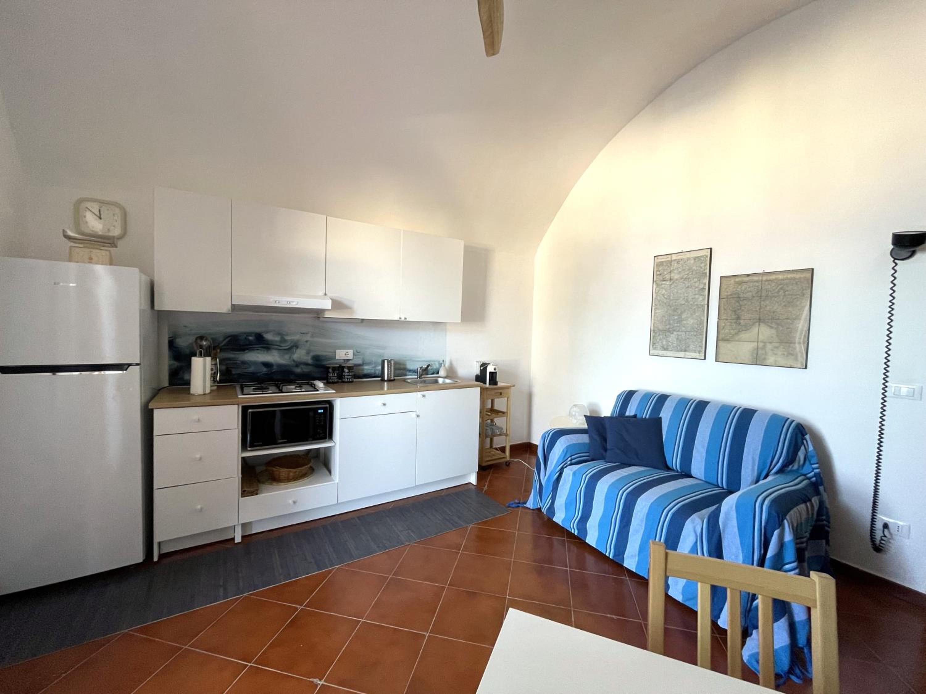 One-Bedroom House photo 3