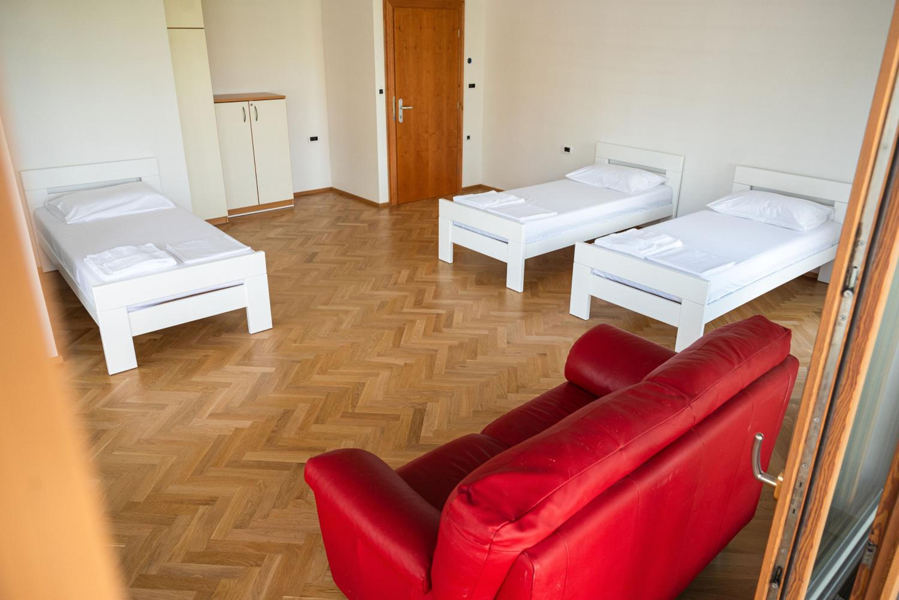 Deluxe Twin Room photo 3