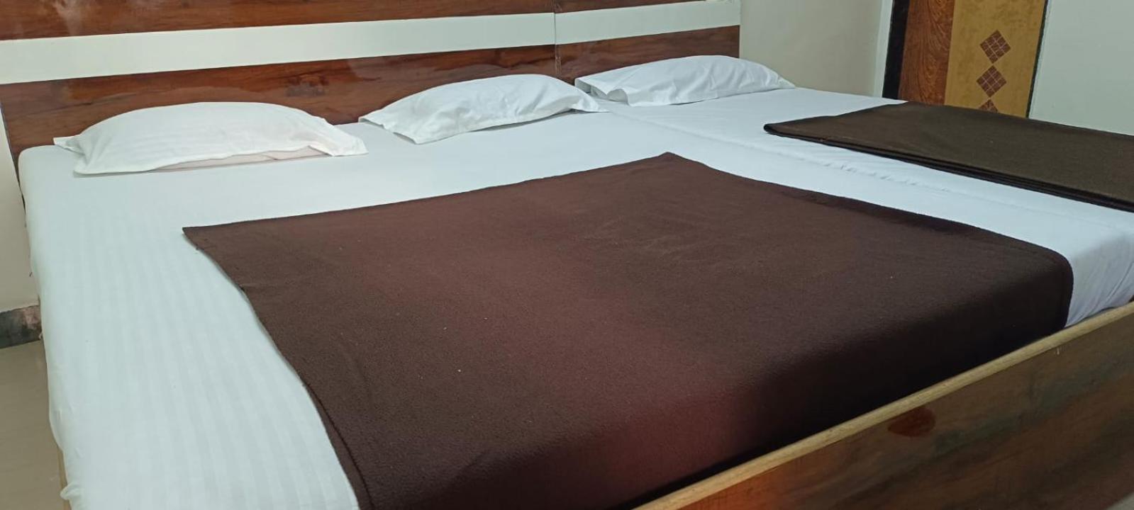 Deluxe Triple Room - Photo 2