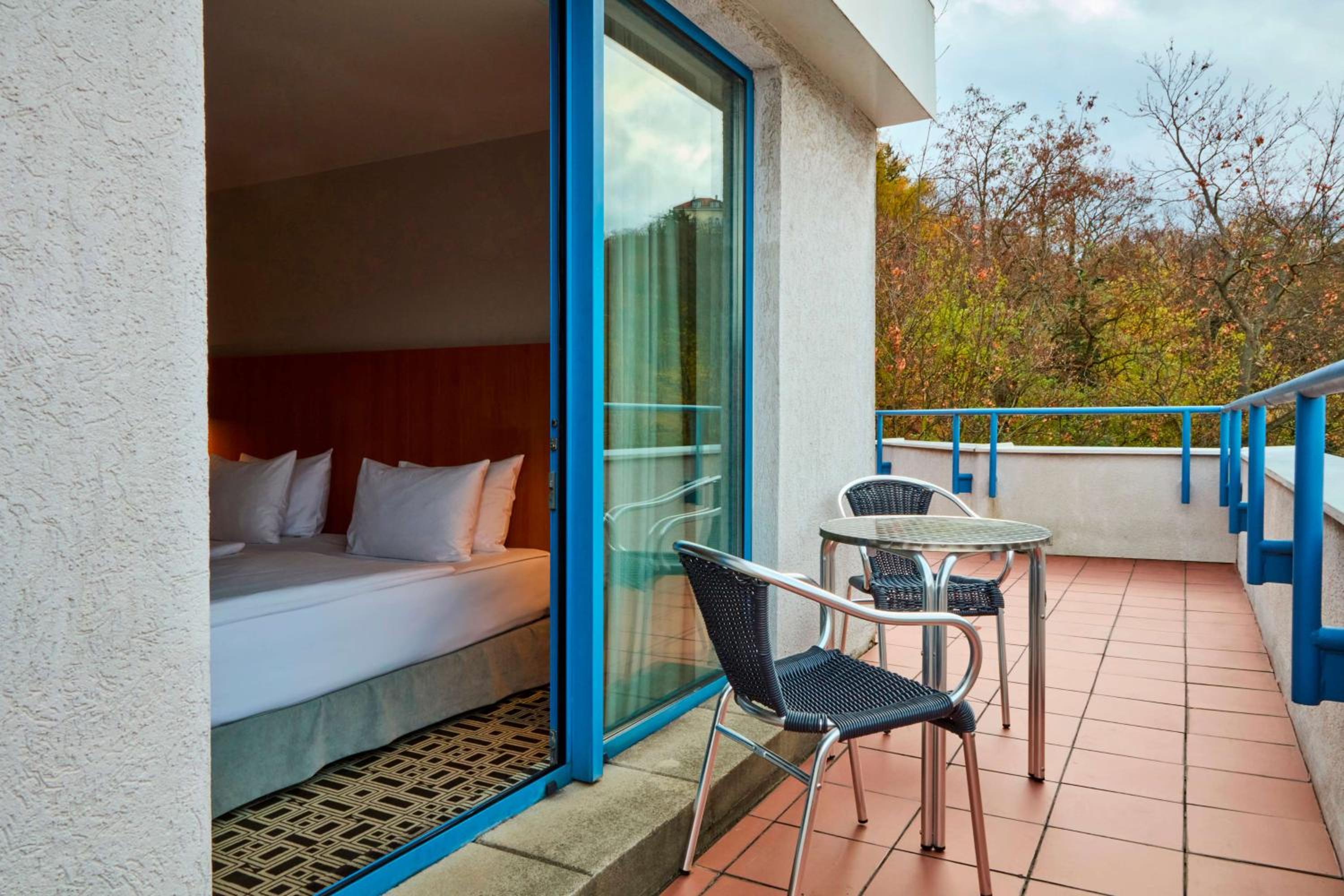Apartment with Terrace