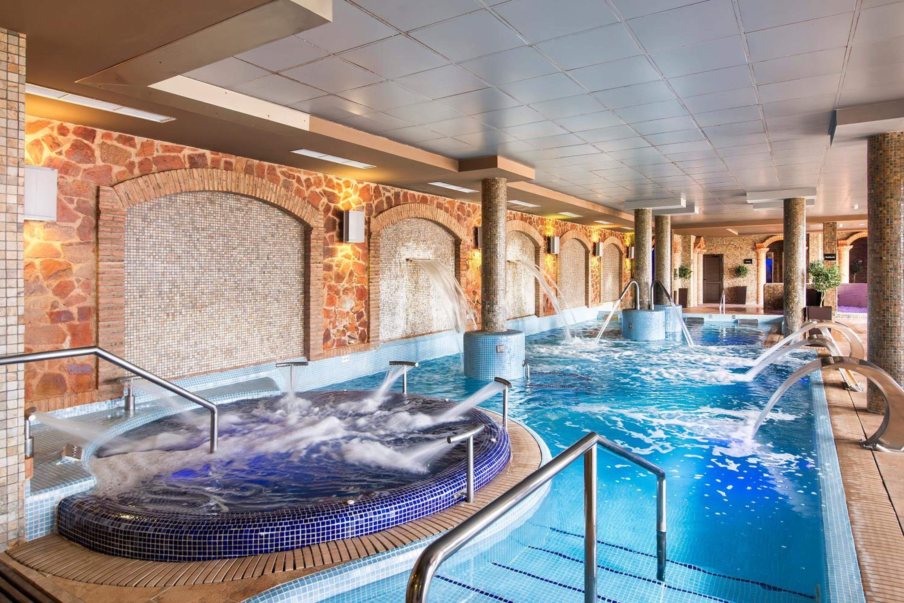 Classic Room with views and Spa Acces