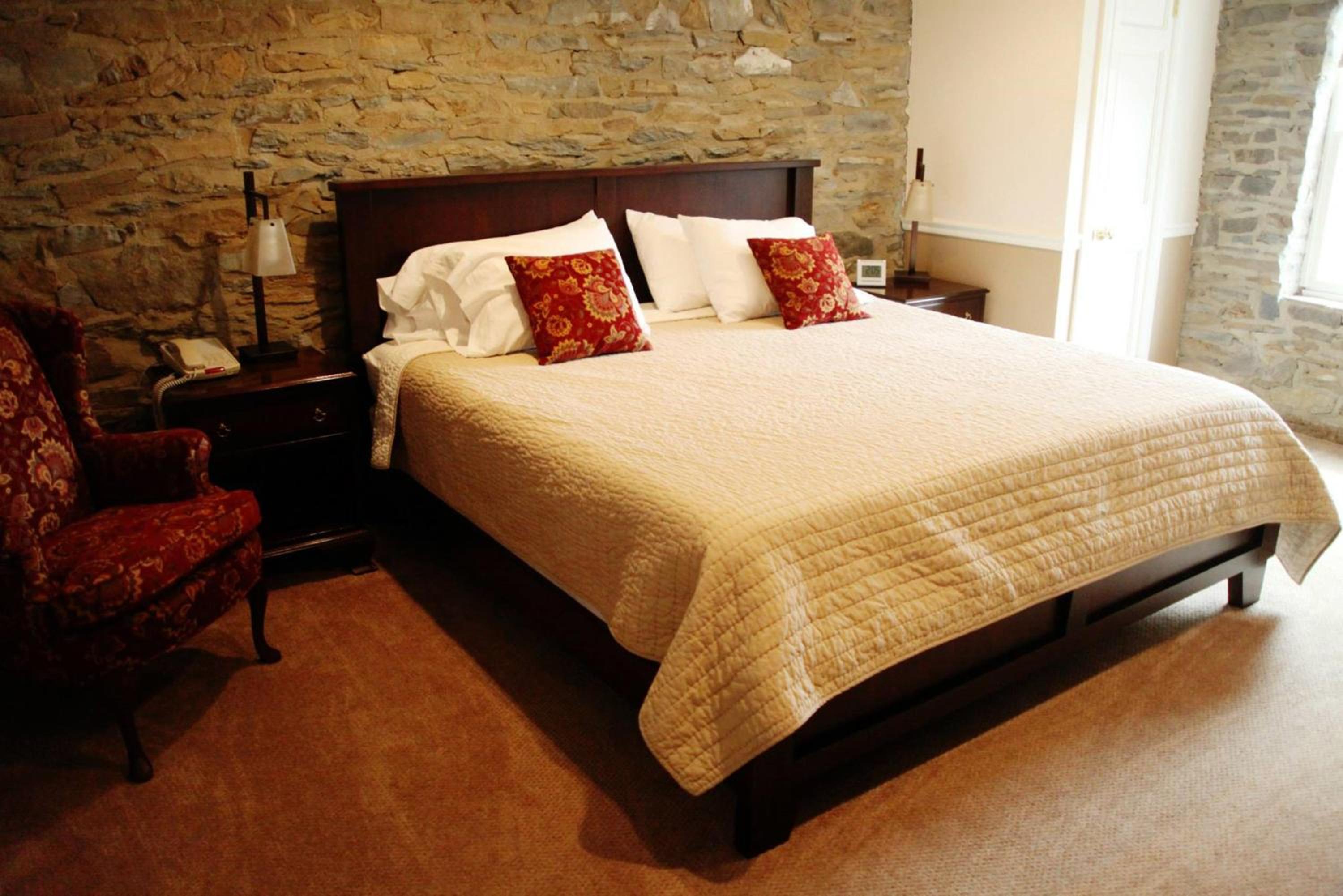 Standard King Room - Photo 1