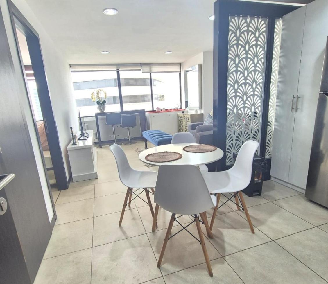 Suite with City View photo 1