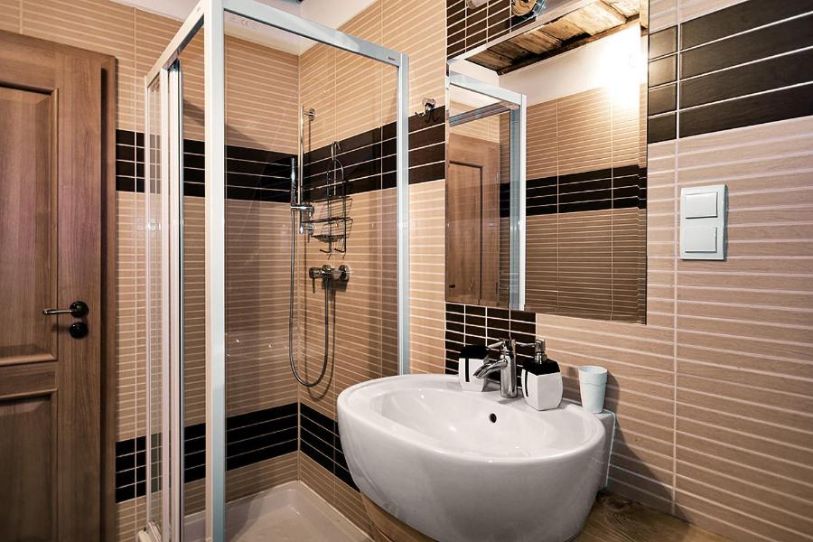 Standard Double or Twin Room photo 3