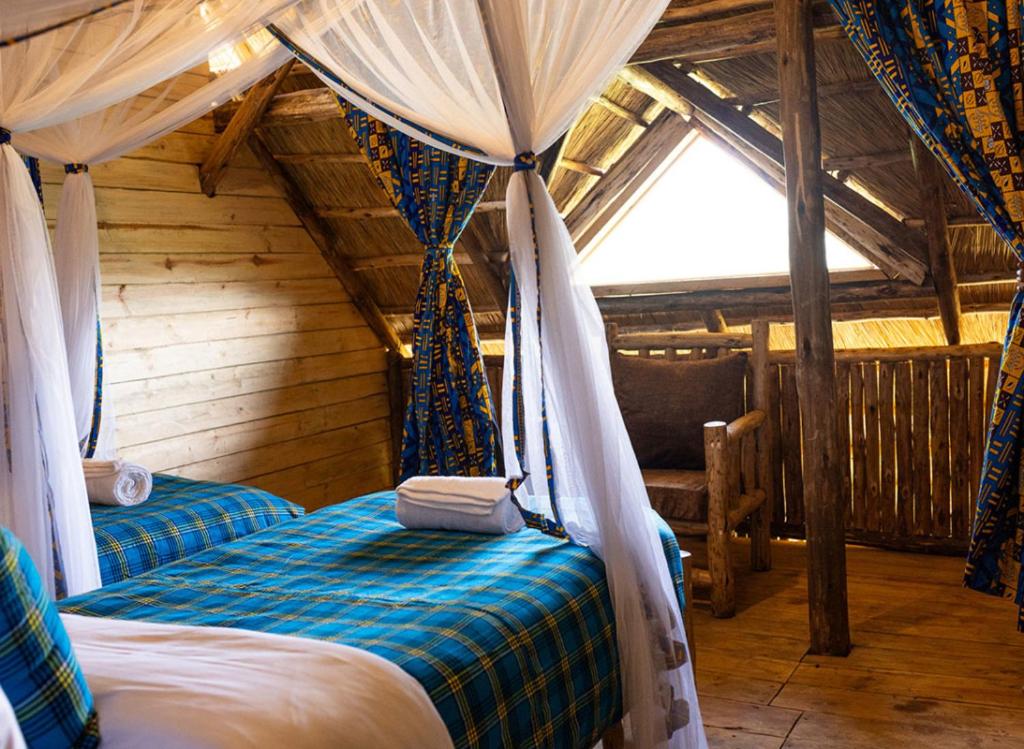 Triple Room with Lake View