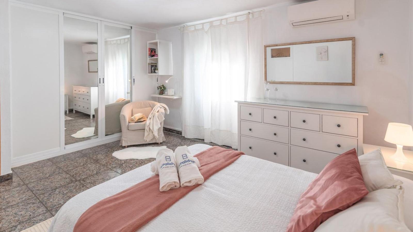 Two-Bedroom House photo 2