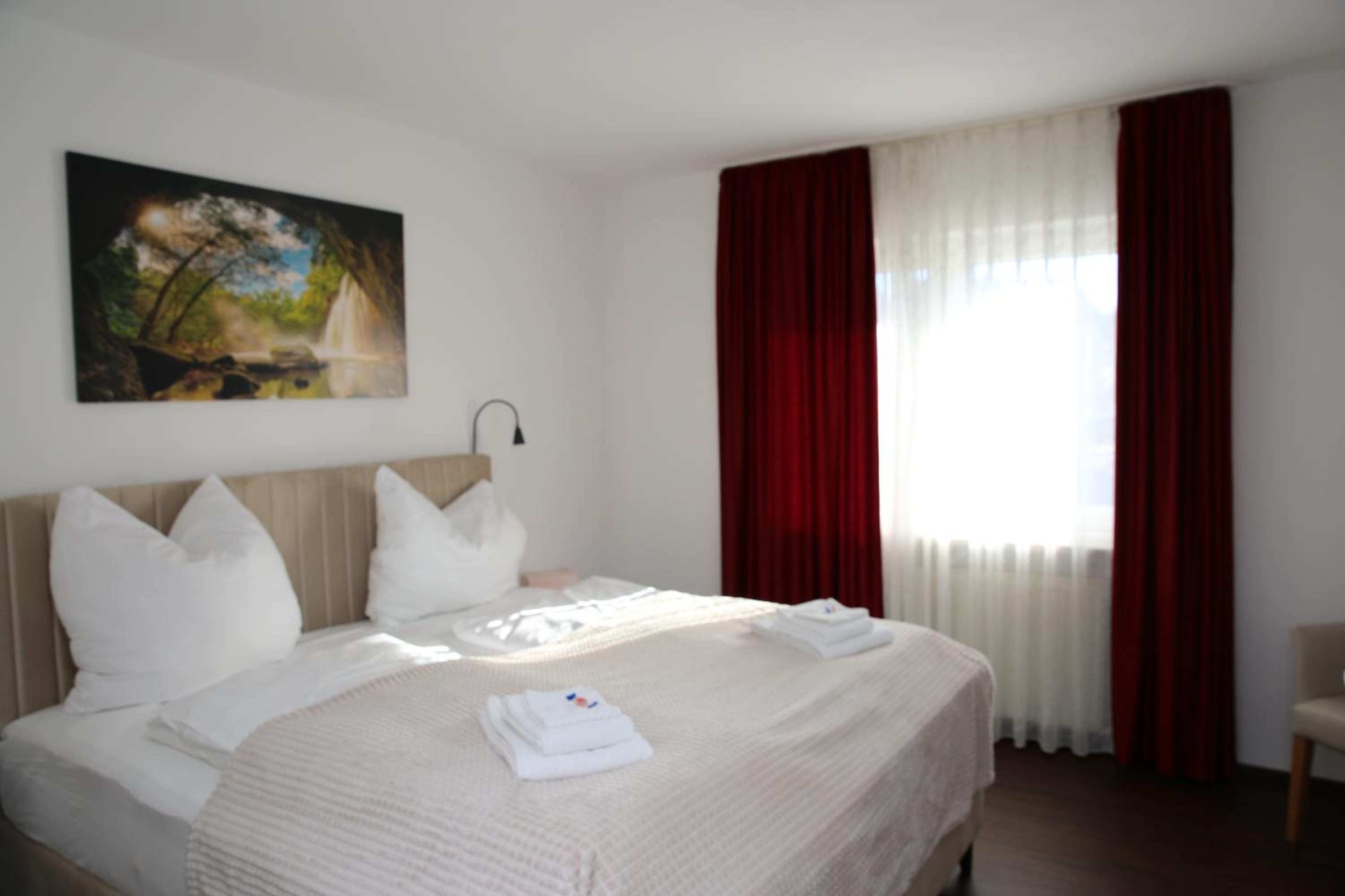 Double Room - Photo 4