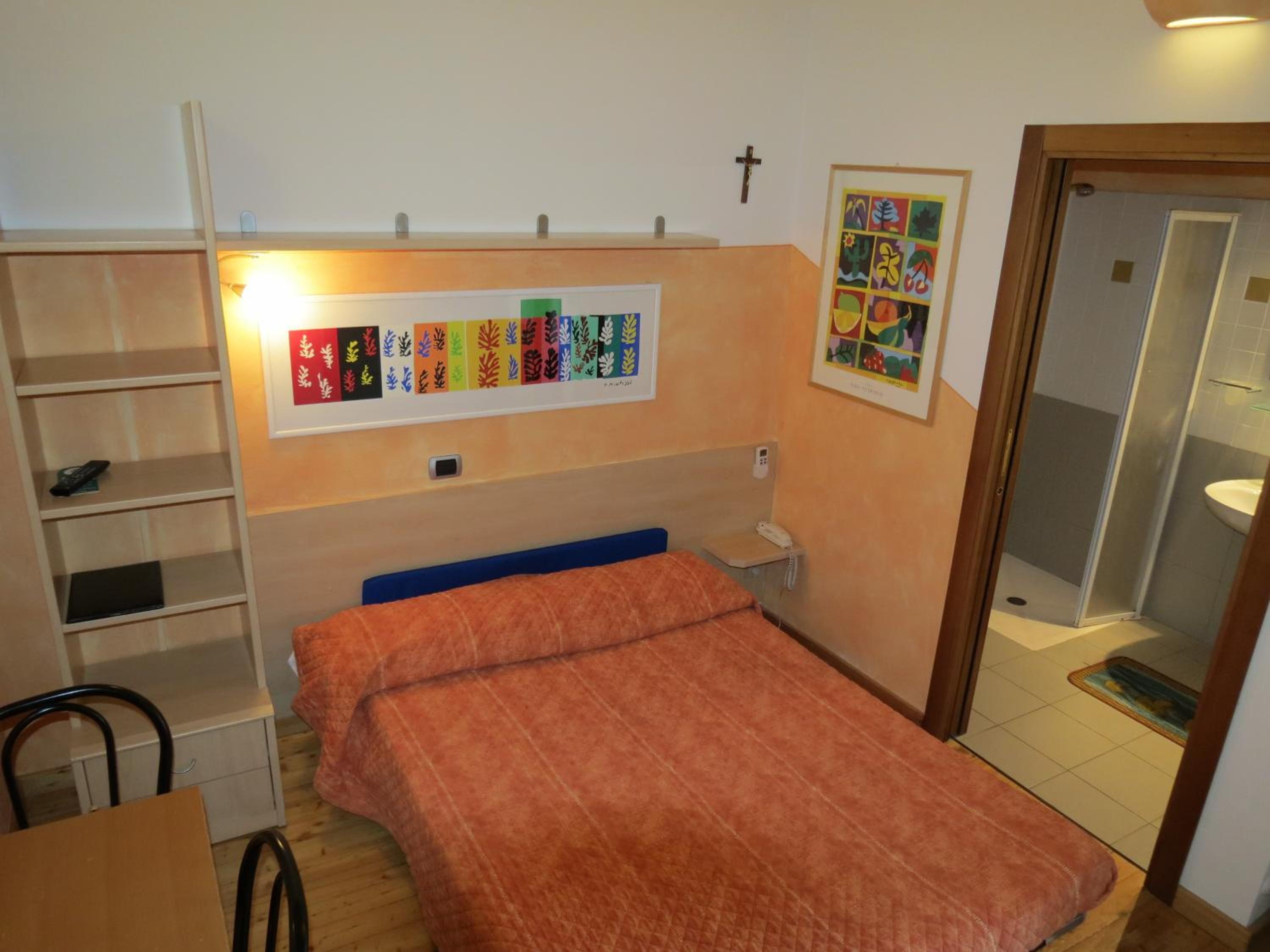 Small Double Room photo 3