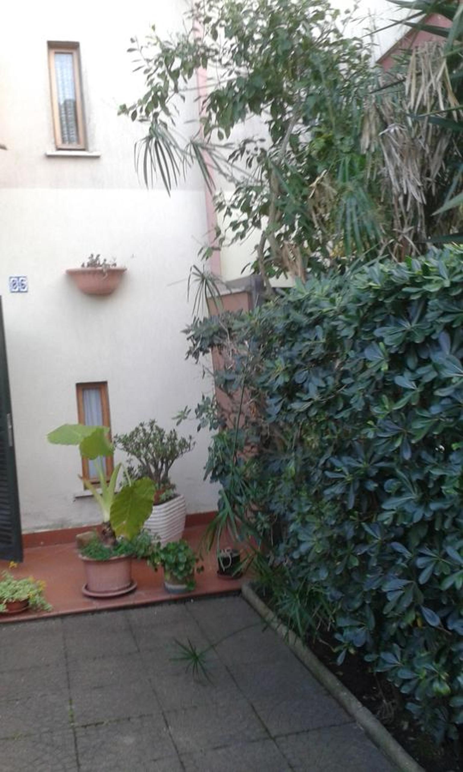 Double Room - Photo 13