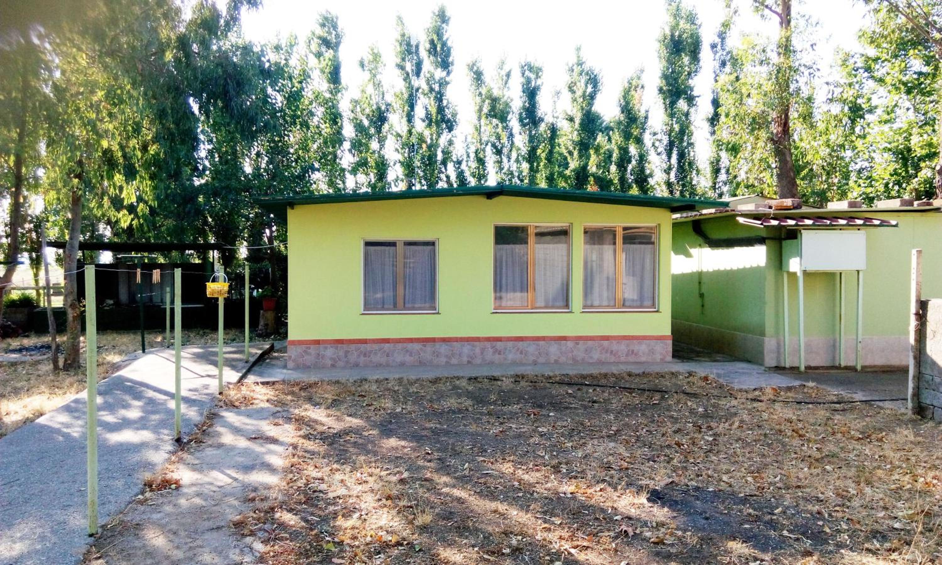 Two-Bedroom Bungalow photo 3