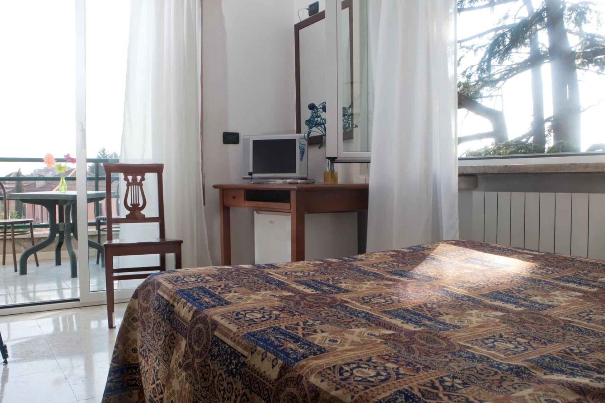 Double Room (1 Adult) photo 3