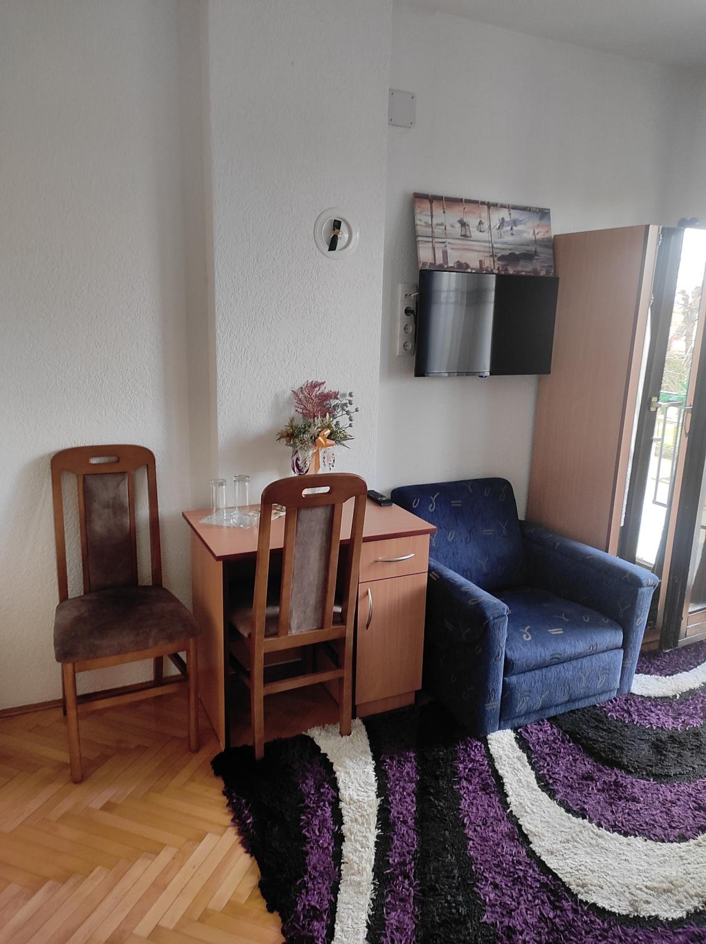 Standard Triple Room photo 3
