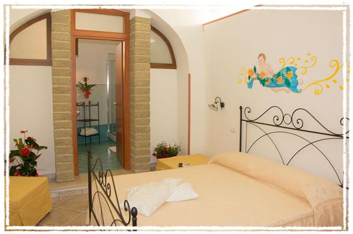 Standard Double Room photo 2