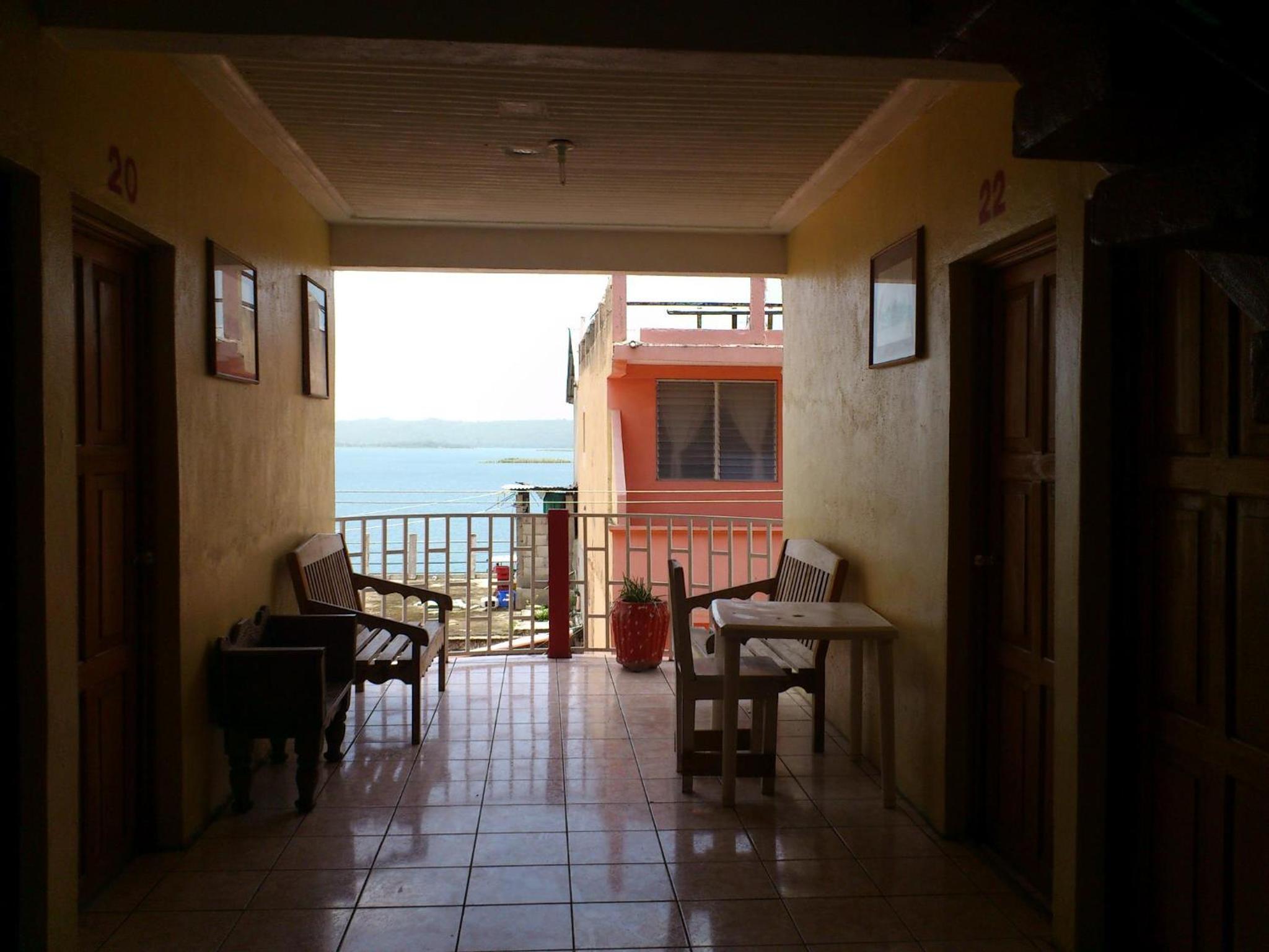 Twin Room with Fan photo 3