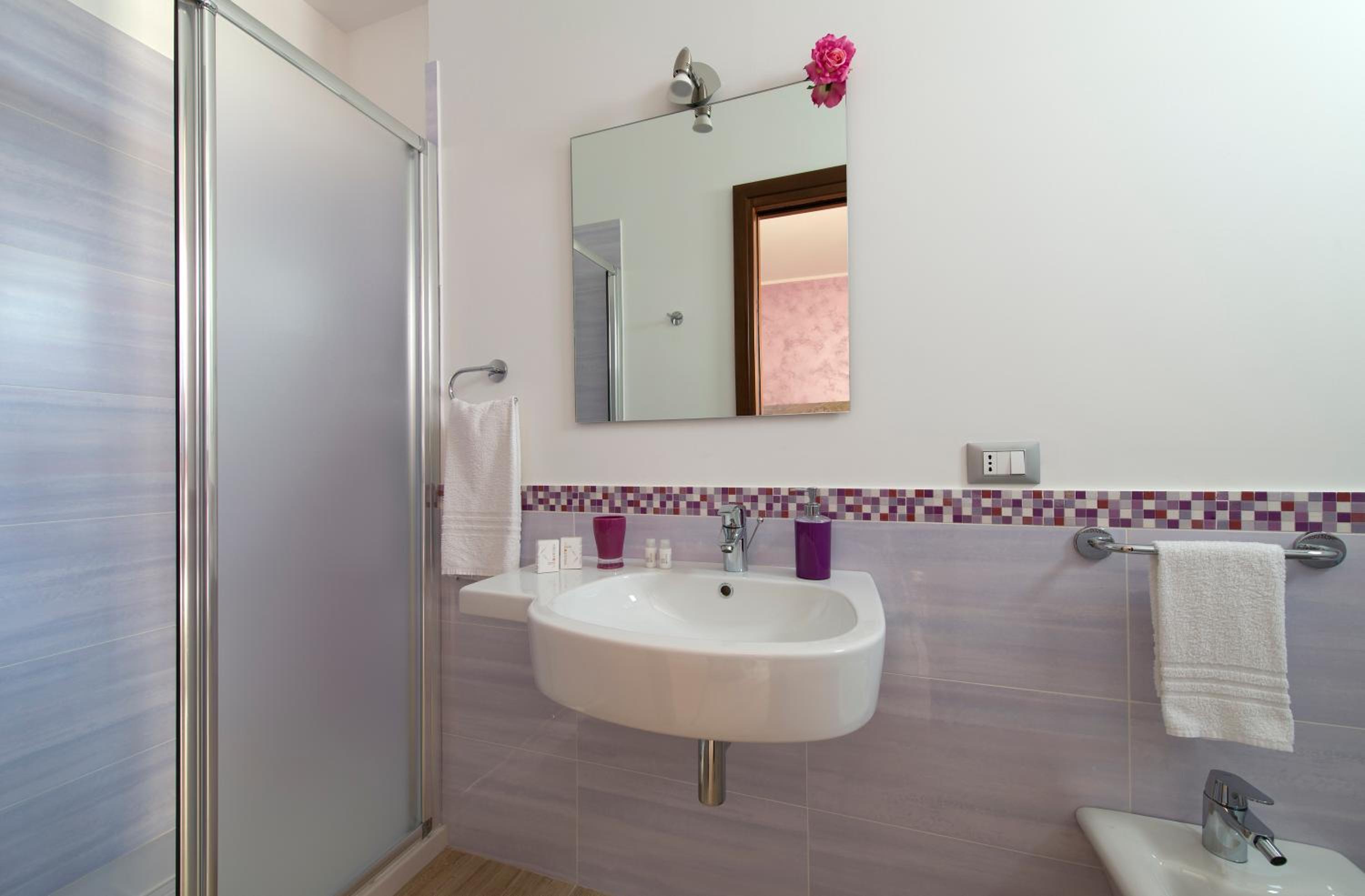 Triple Room with Garden View - Photo 6