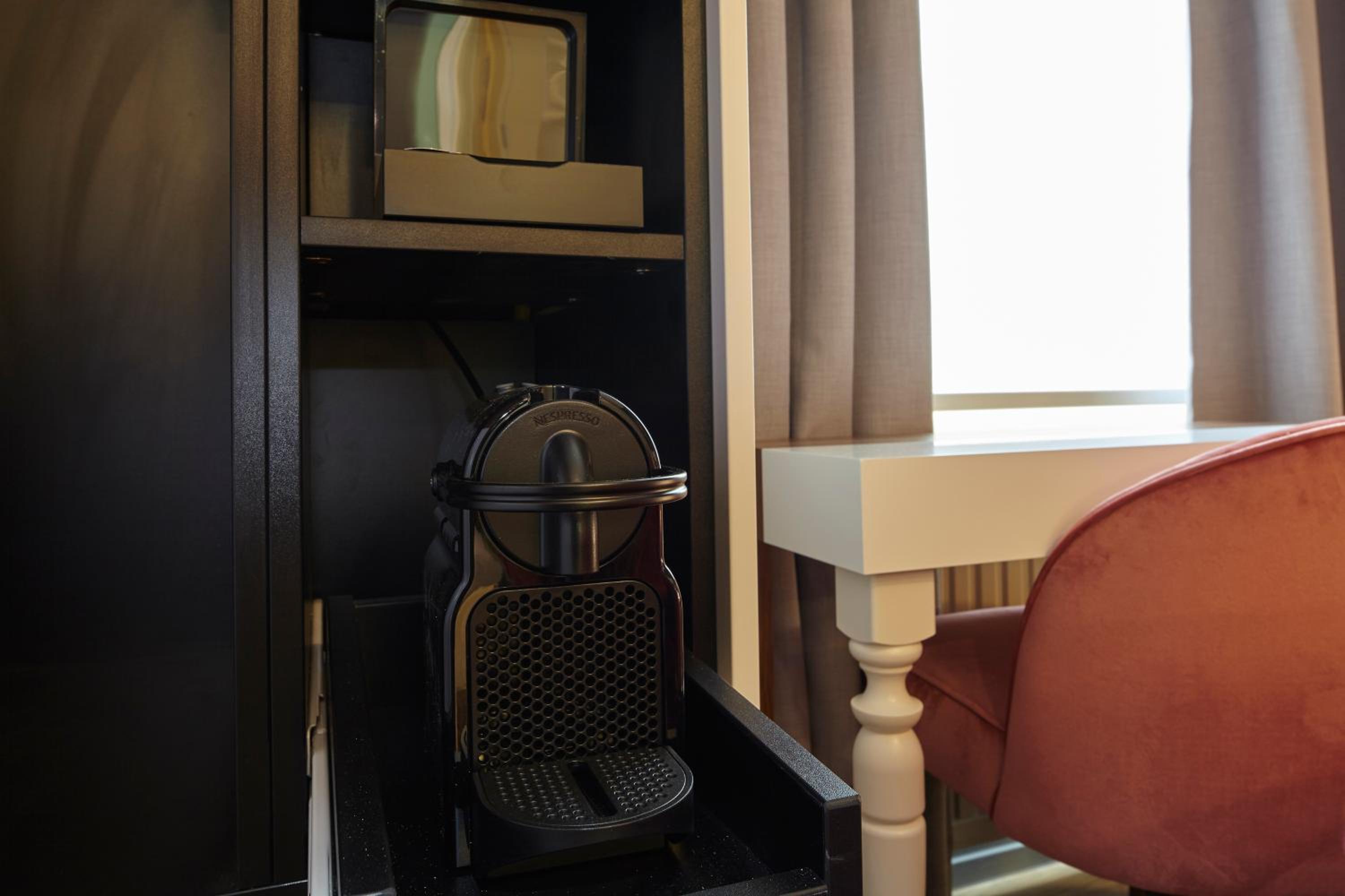Small Twin Room photo 2