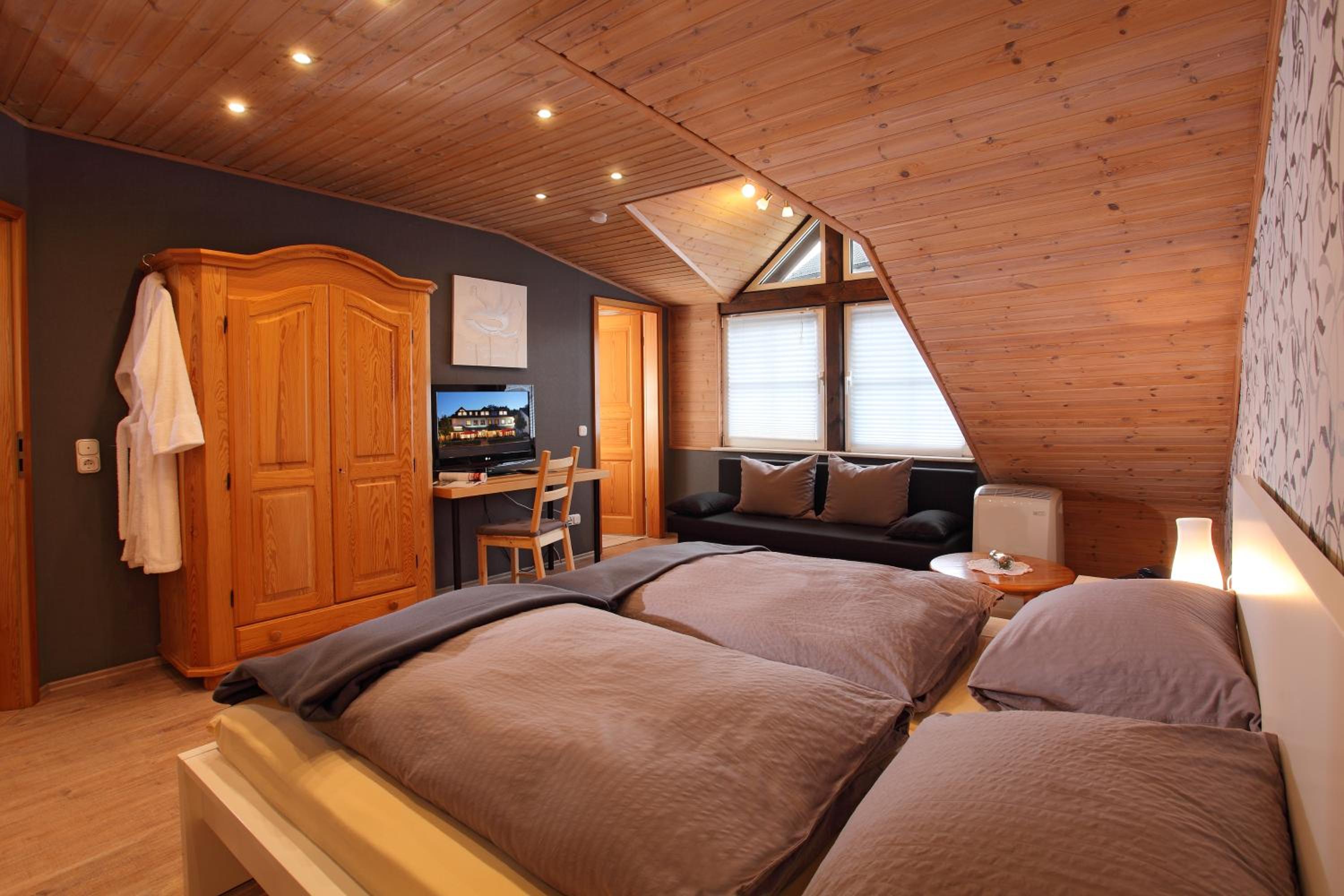 Standard Double Room - Photo 1