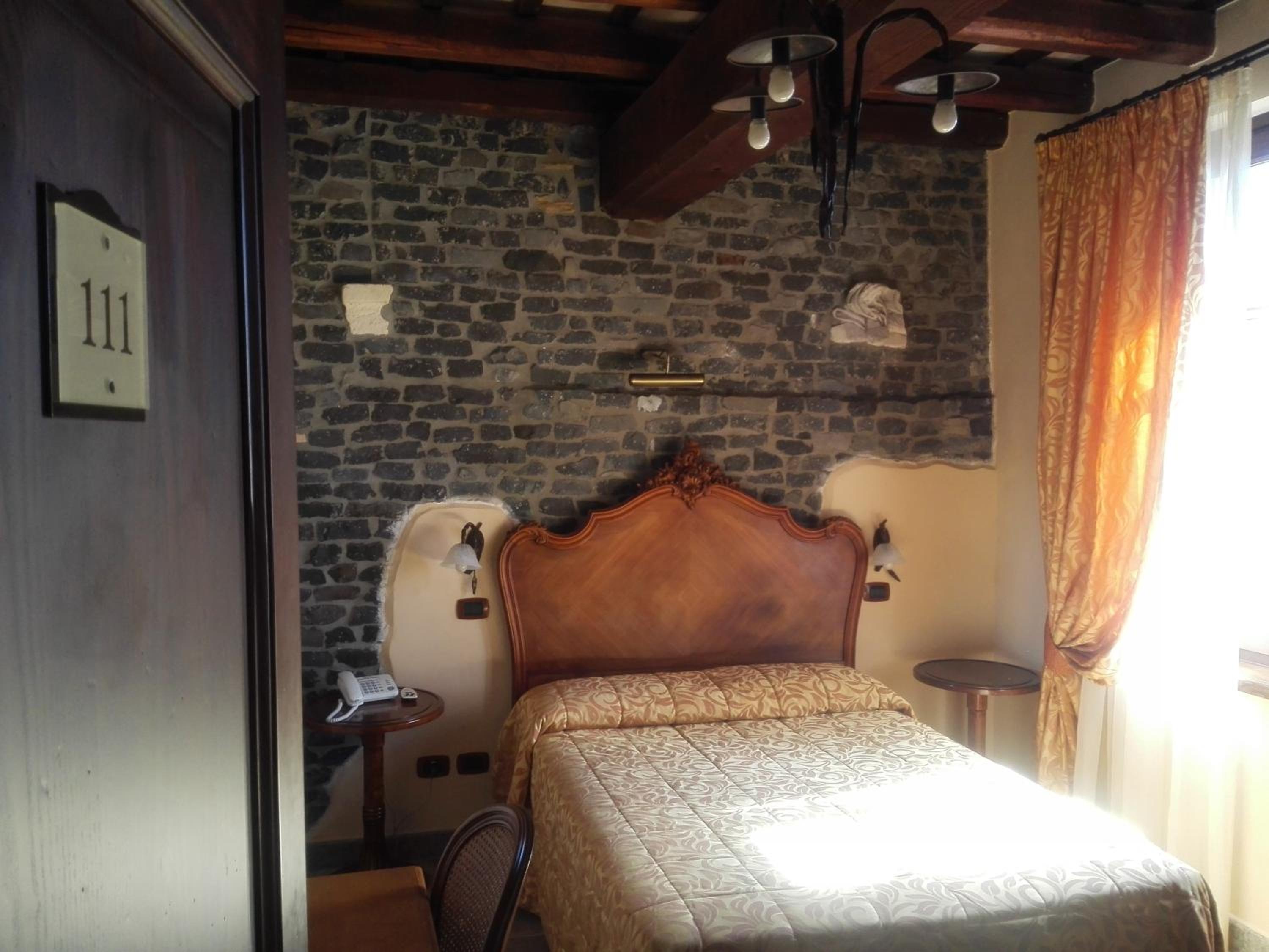 Classic Double Room - Photo 1