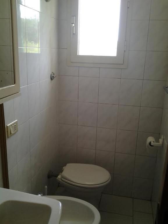 Double or Twin Room with Private Bathroom - Photo 6