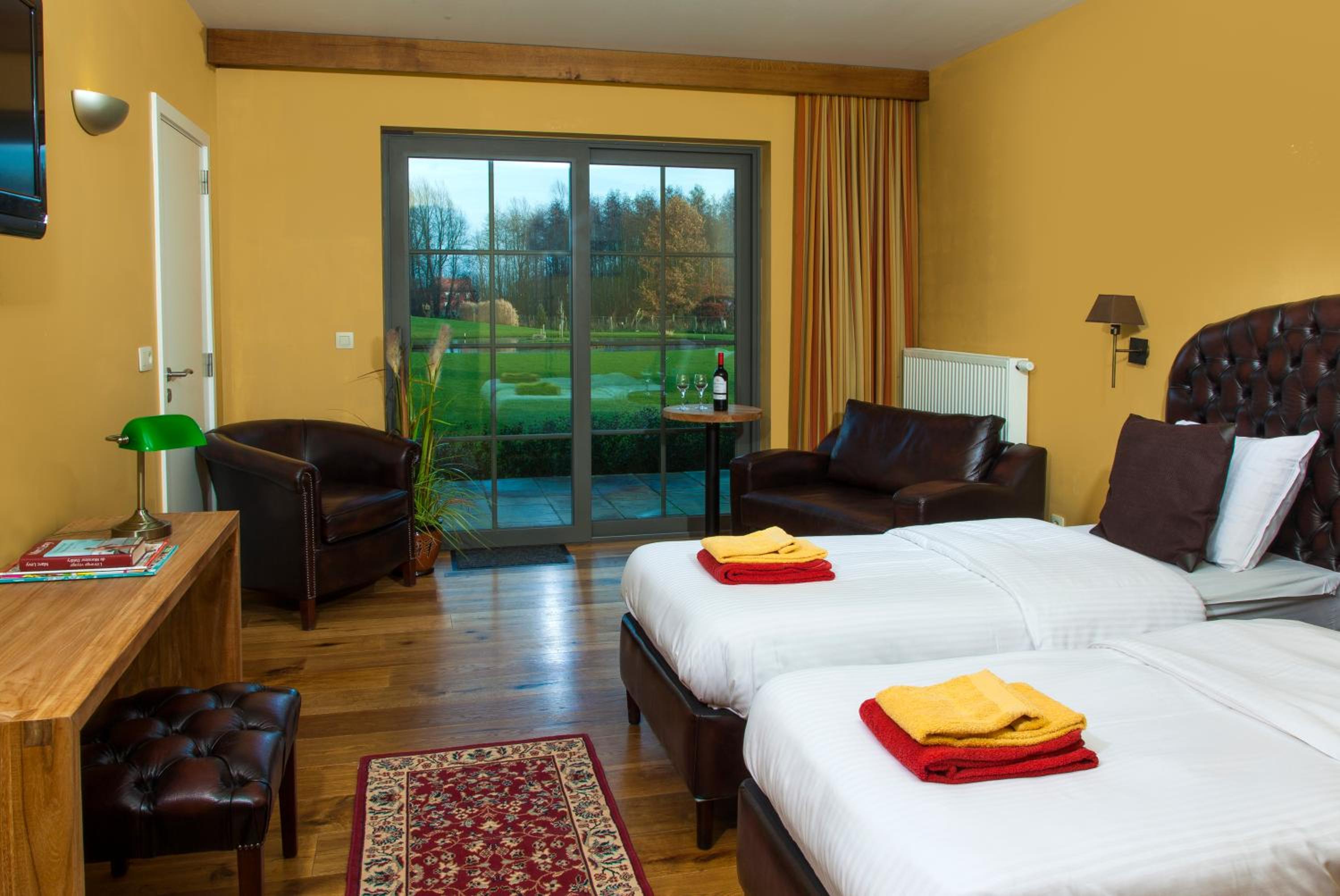 Deluxe Double or Twin Room with Garden View photo 3