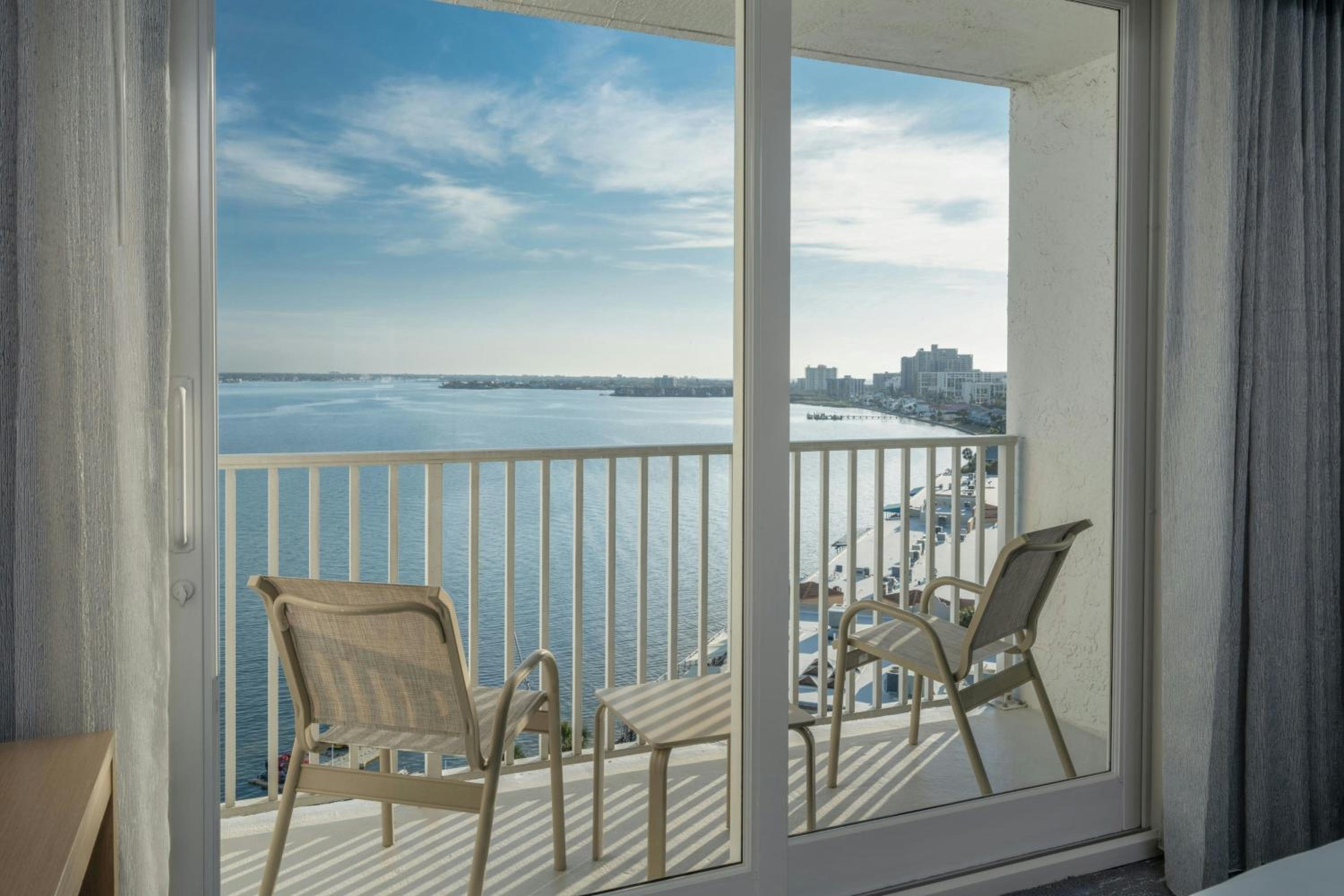 One-Bedroom King Suite with Waterfront View and Sofa Bed - Hearing Accessible - Photo 7