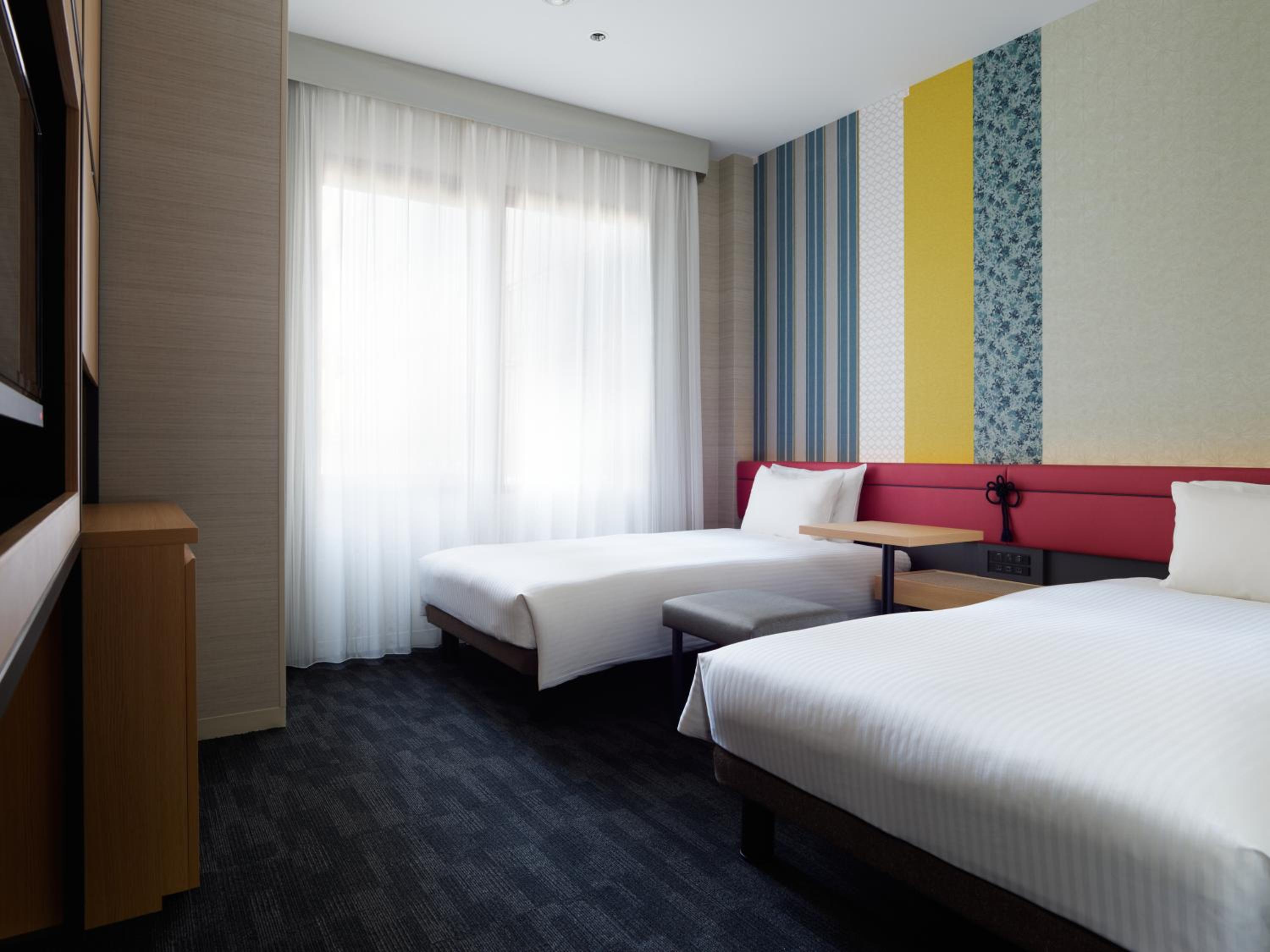Accessible Twin Room - Non-Smoking photo 1