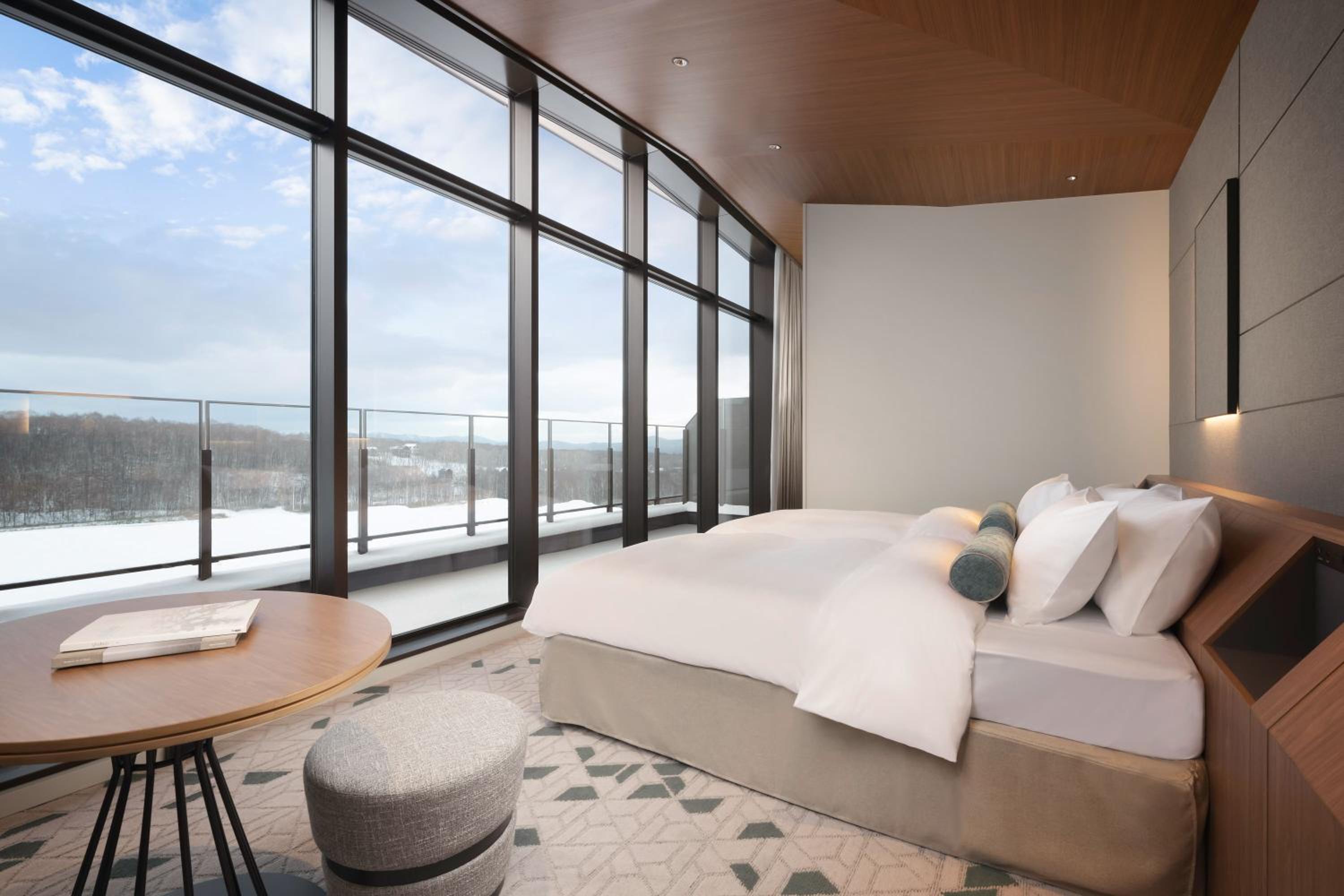Superior Family Club View - Photo 10