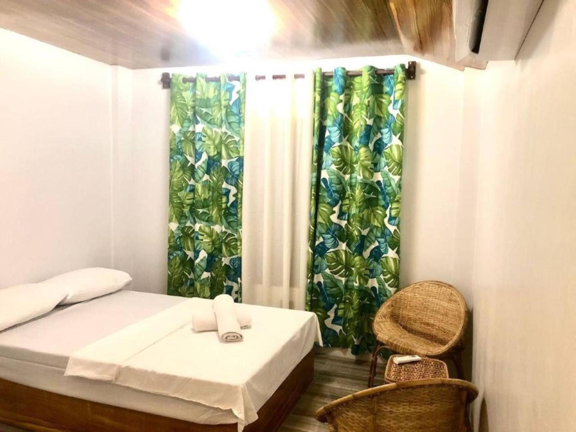 Double Room - Photo 2
