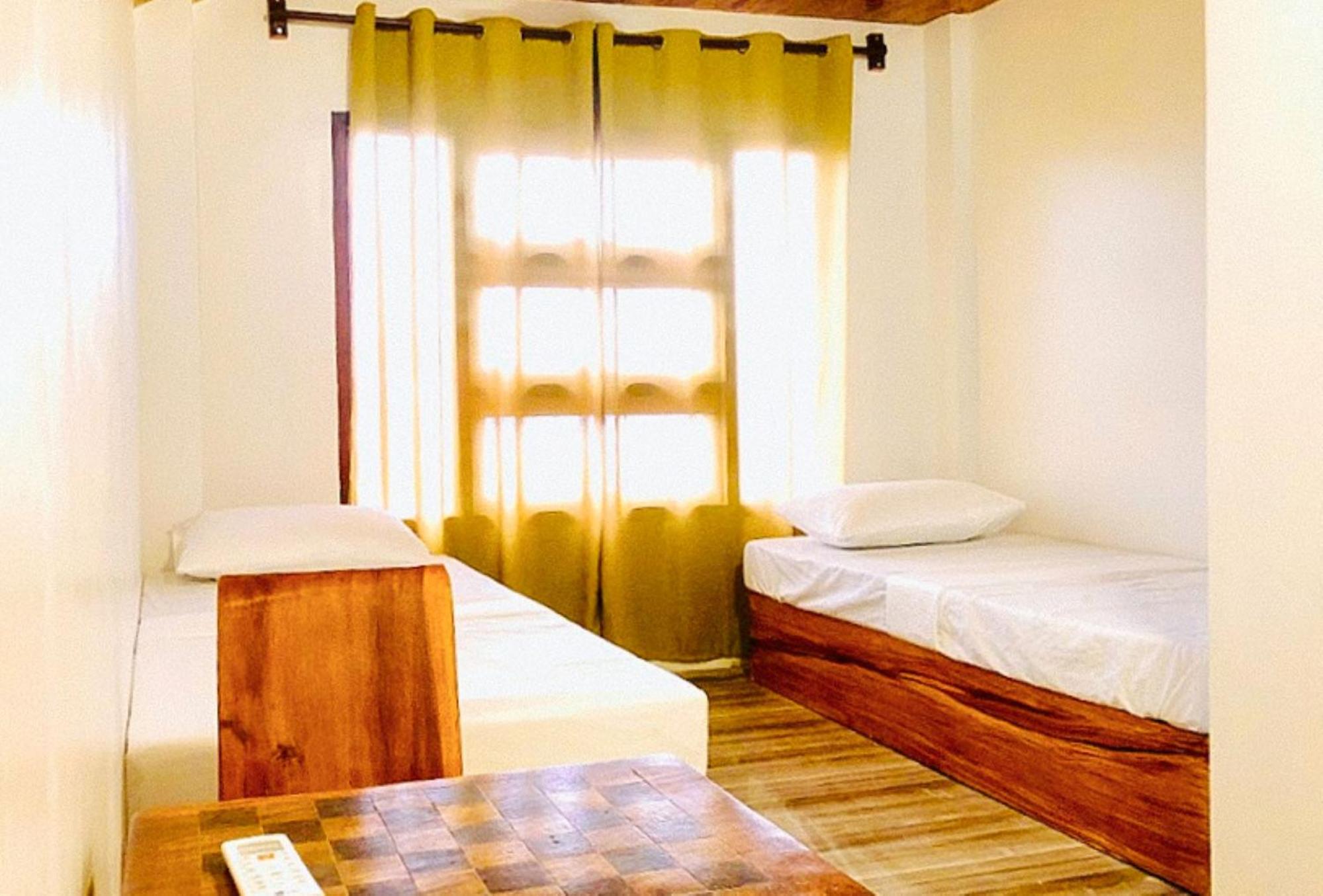 Twin Room - Photo 1