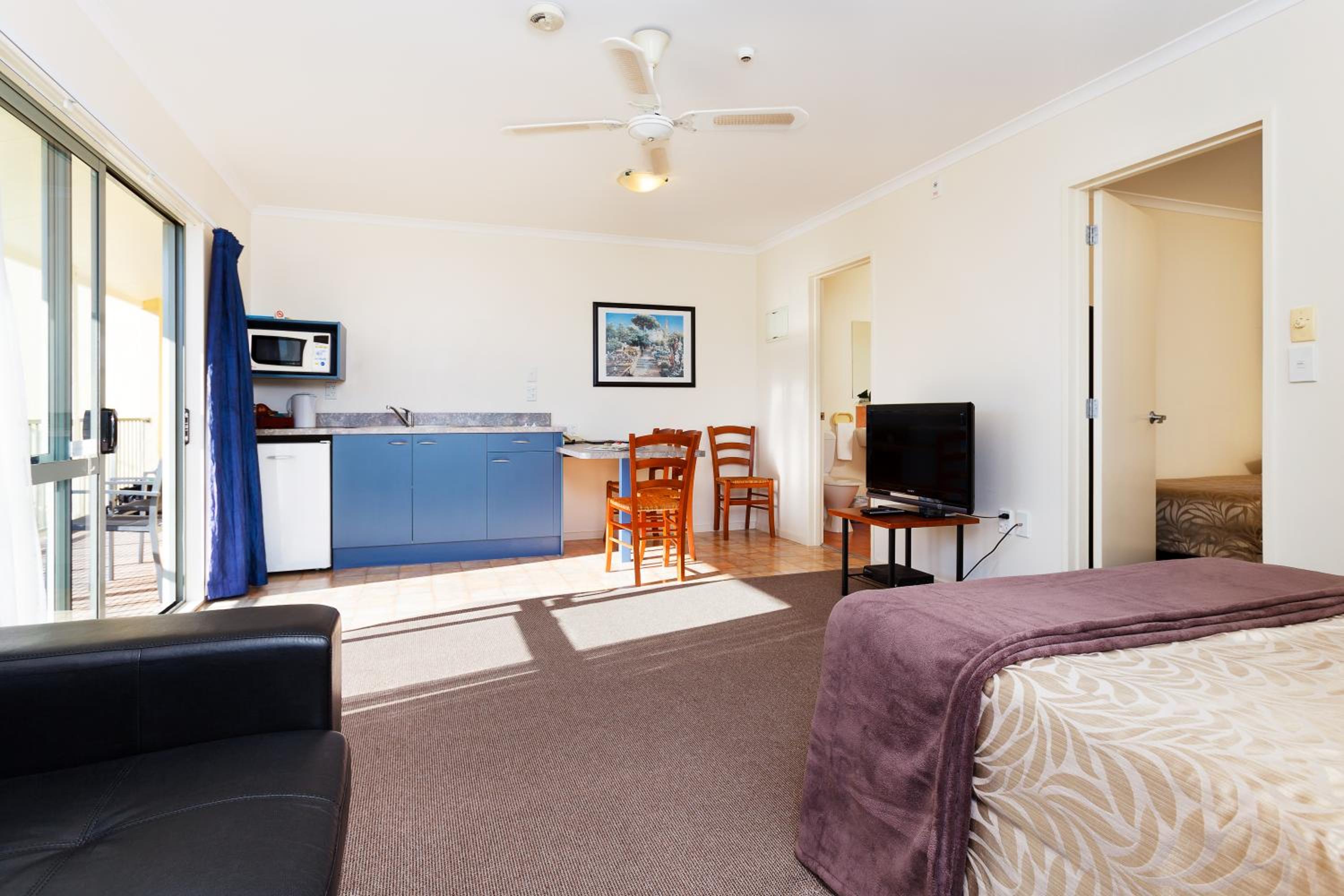 Executive One-Bedroom Apartment photo 2