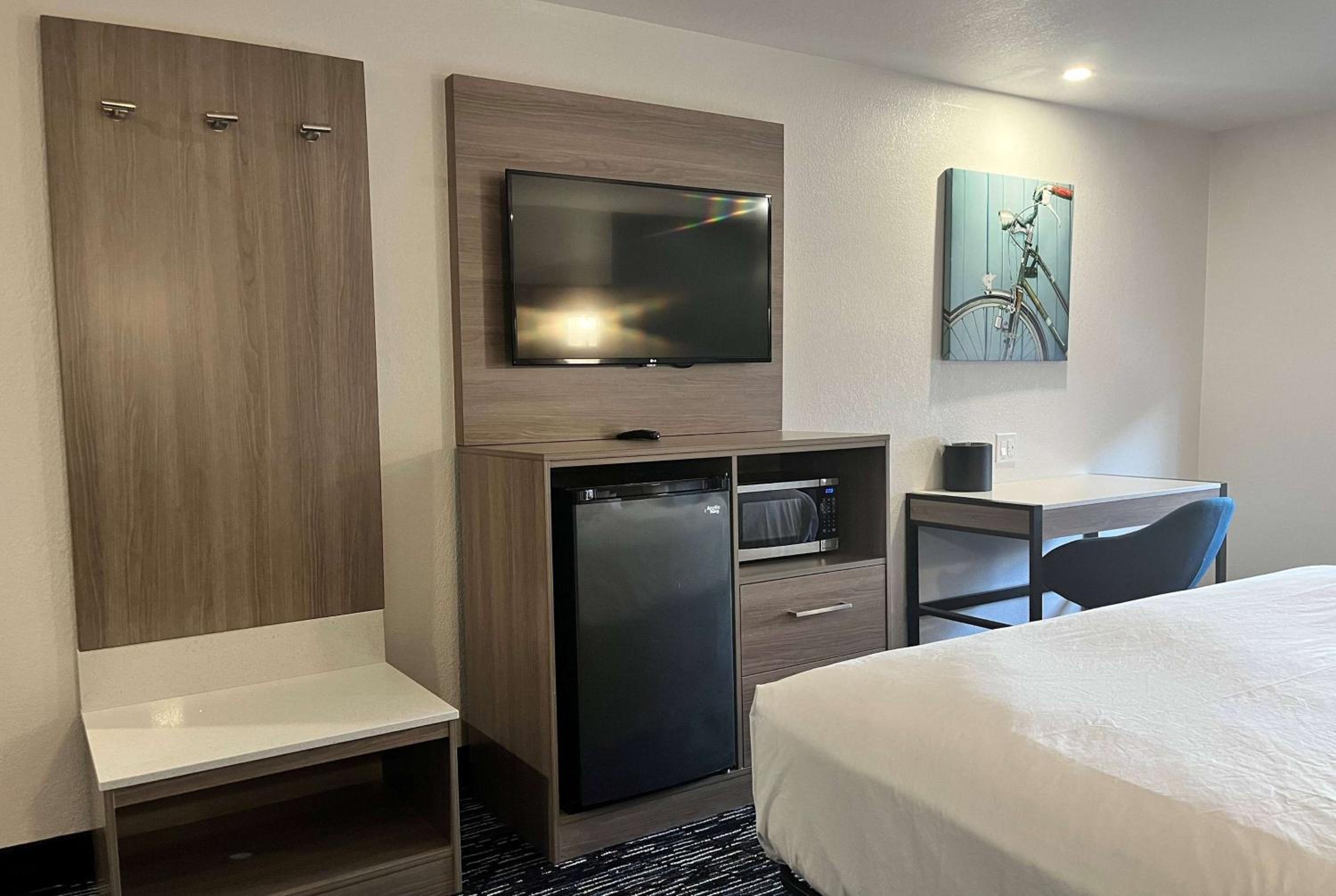 King Room - Disability Access/Non-Smoking photo 1