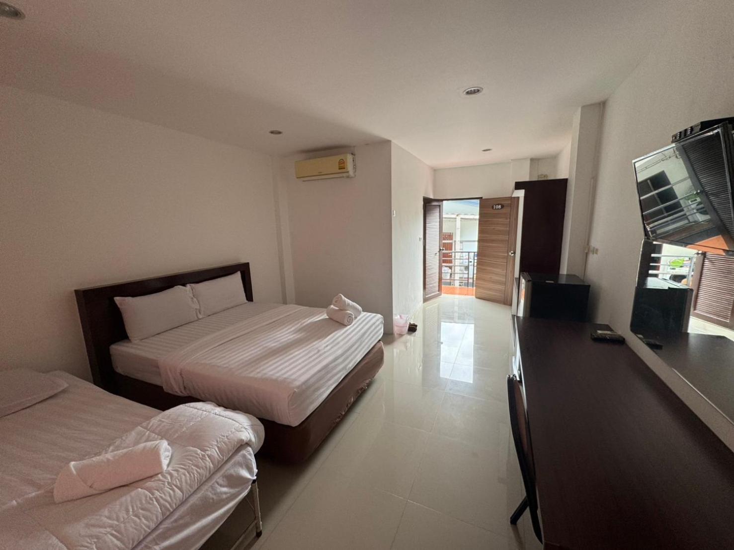 Classic Triple Room photo 1