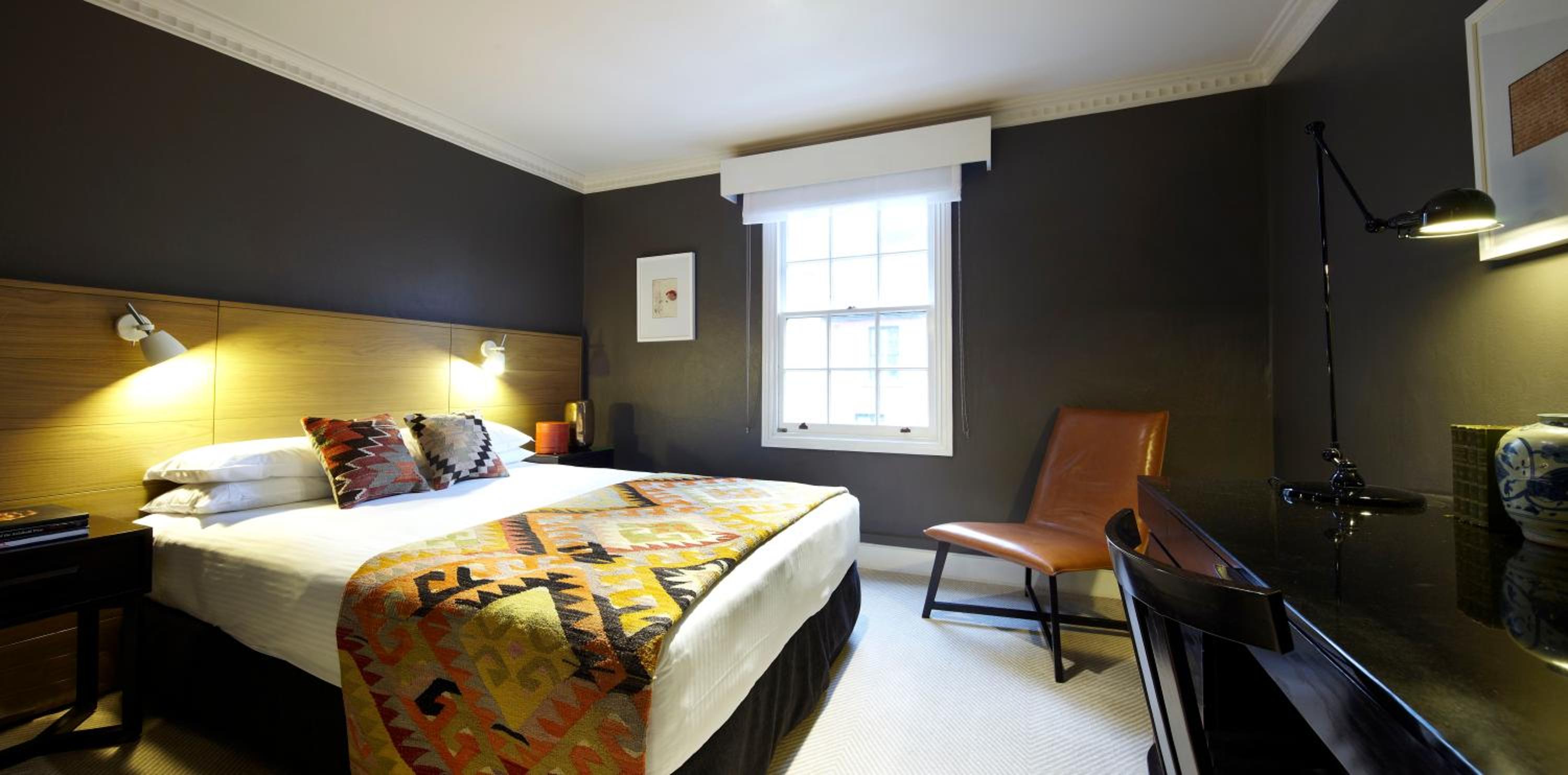 Heritage Queen Room photo 3