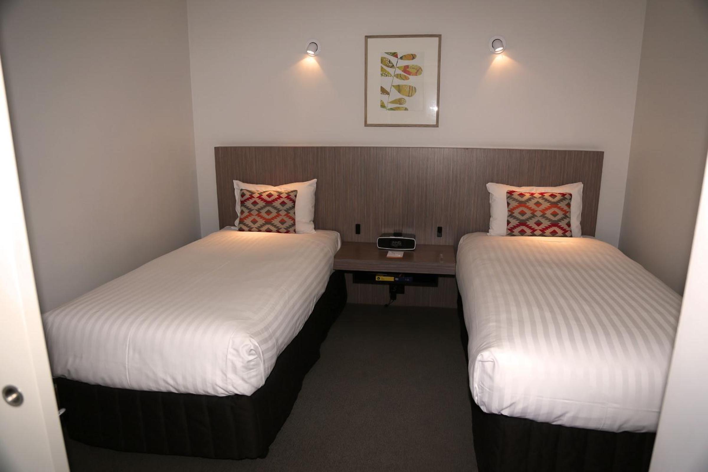 2 Bedroom Suite - Photo 5