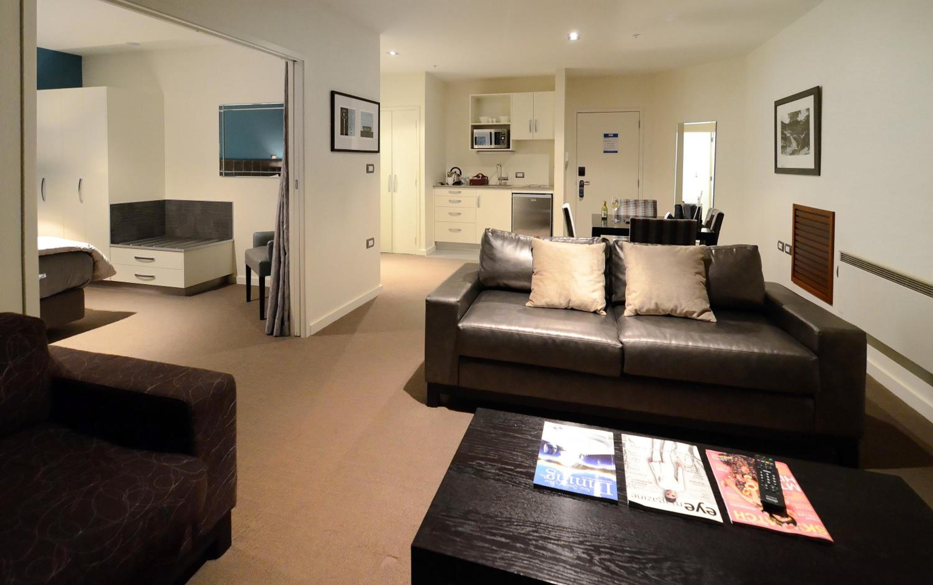 Luxury Apartment with Ocean View - Photo 7