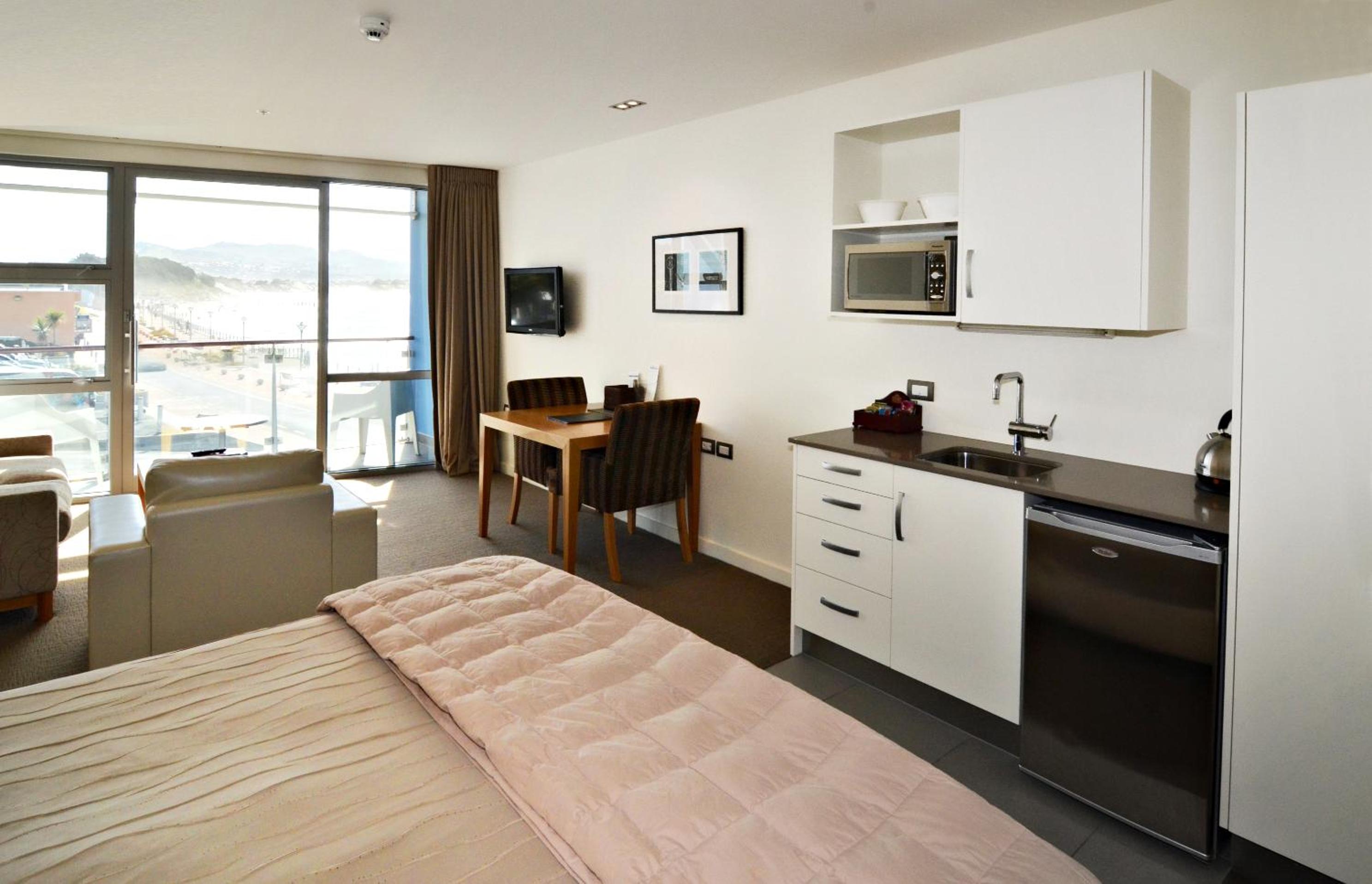 Premier Studio with Ocean View  - Photo 1