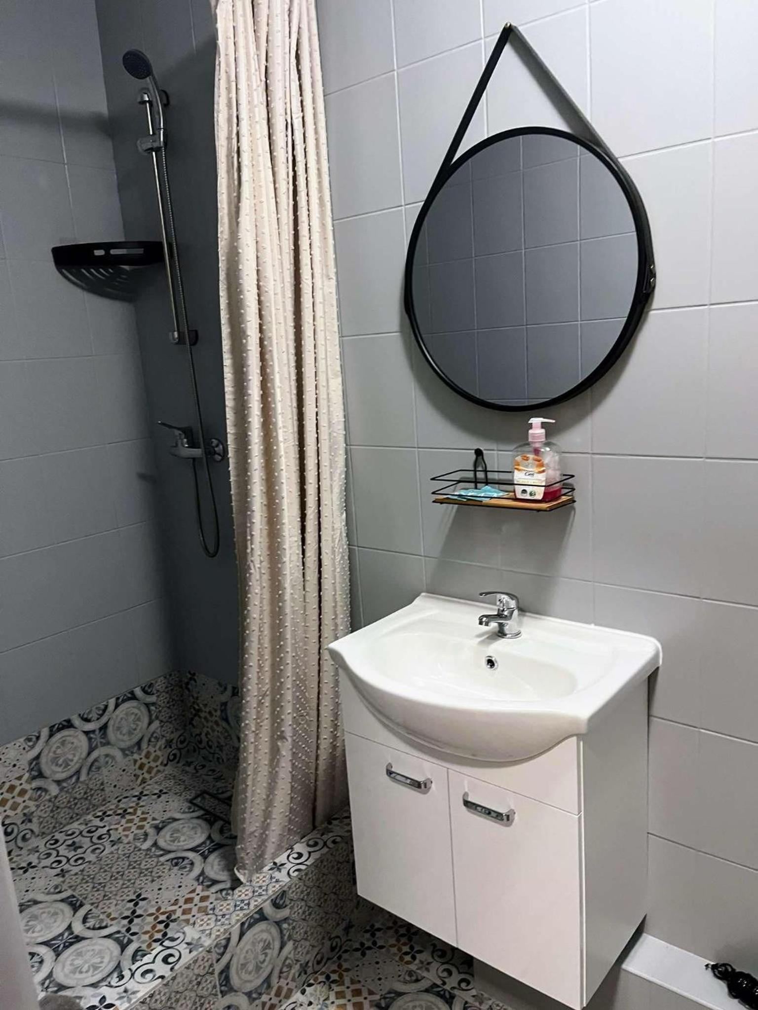 Single Room with Private External Bathroom