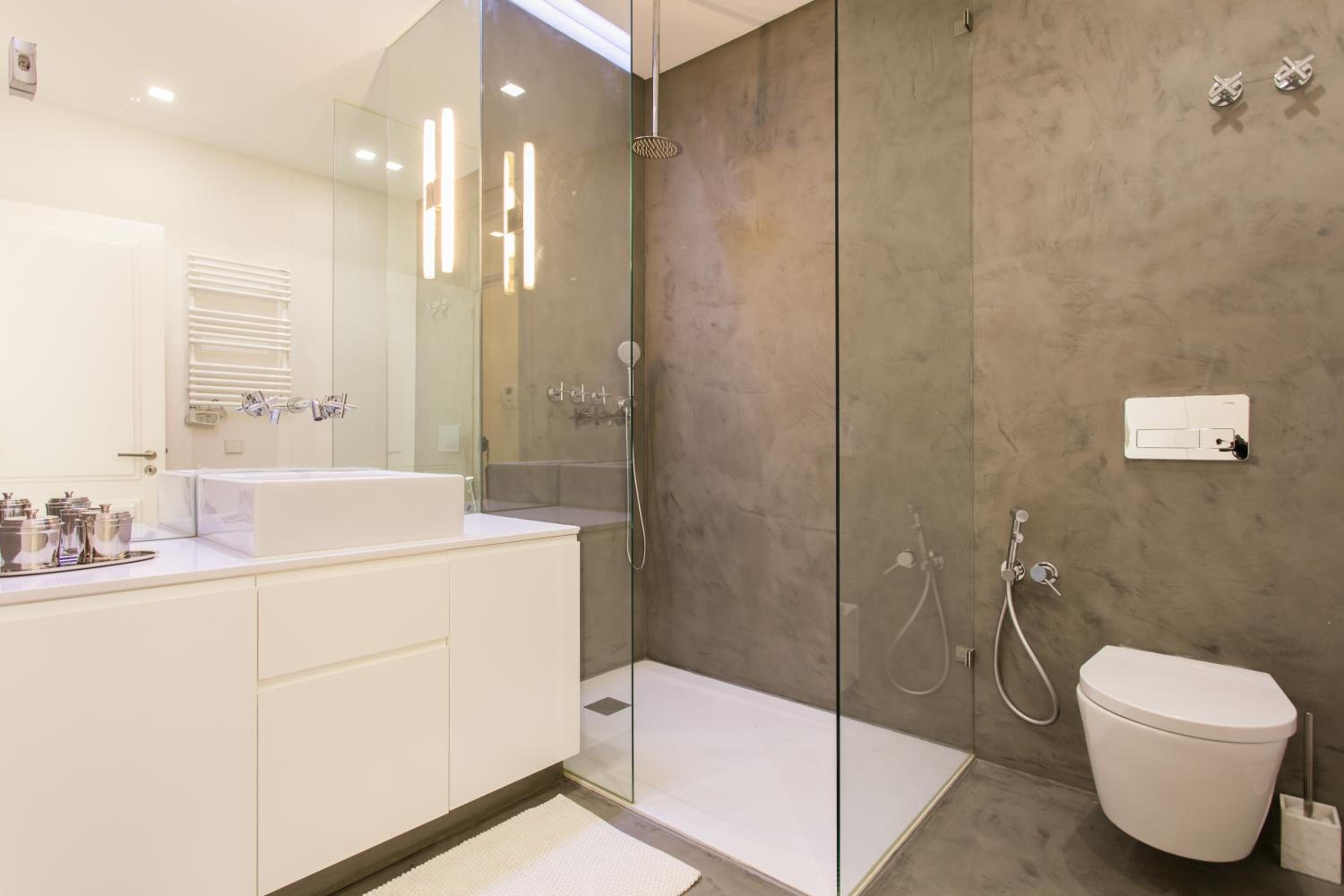 Two-Bedroom Apartment - Photo 15