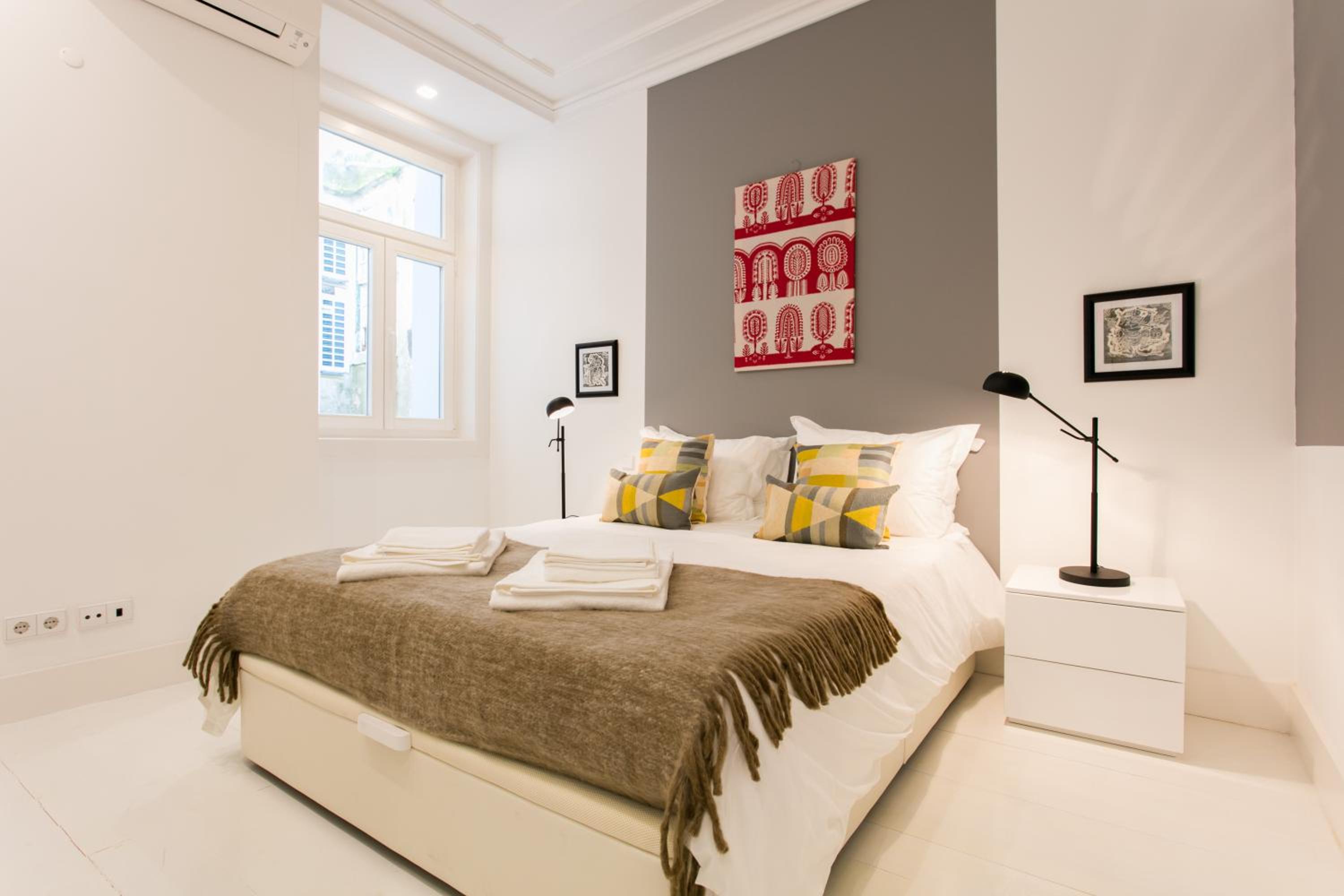 Two-Bedroom Apartment - Photo 10