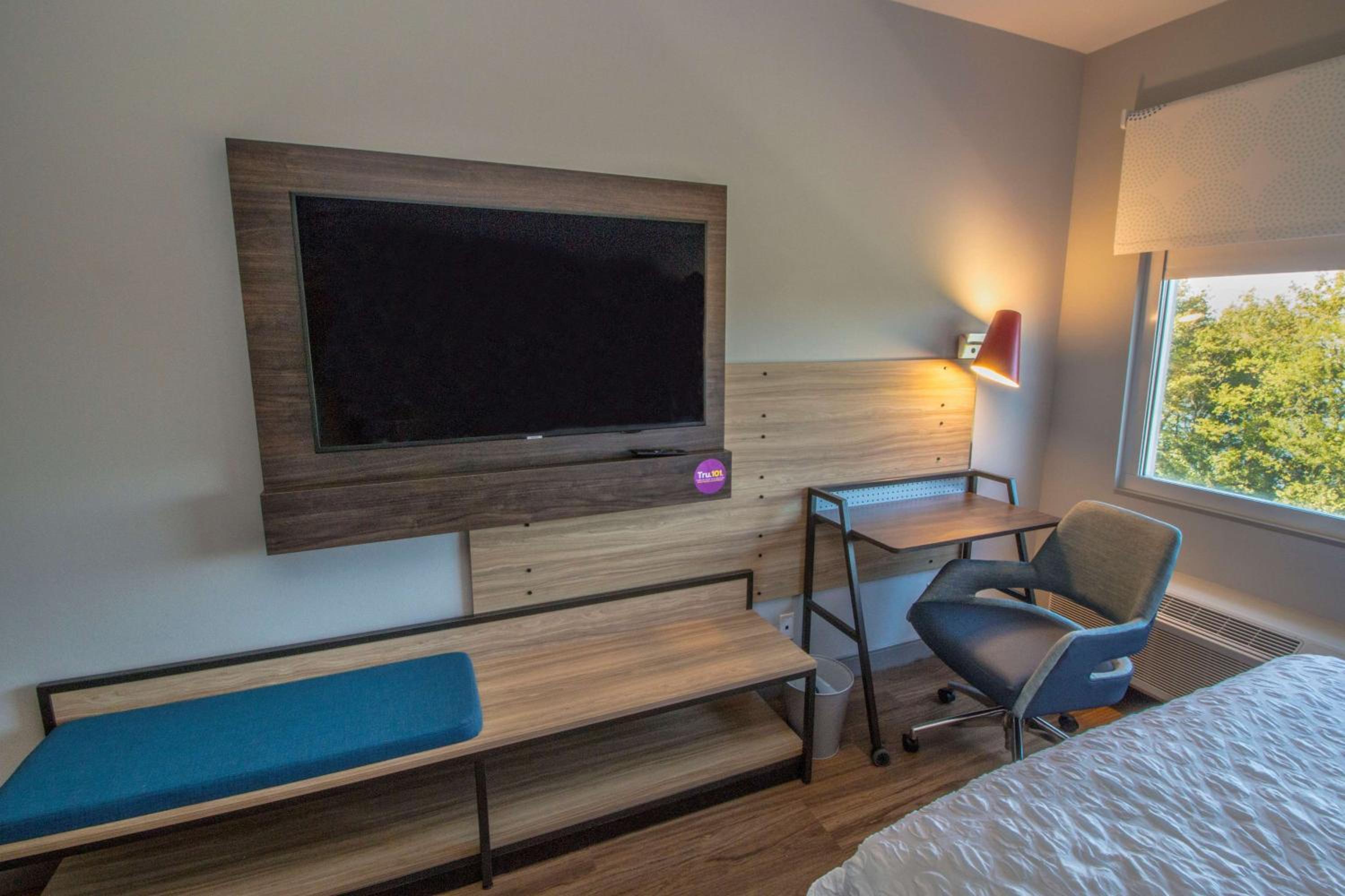 King Room - Hearing Access