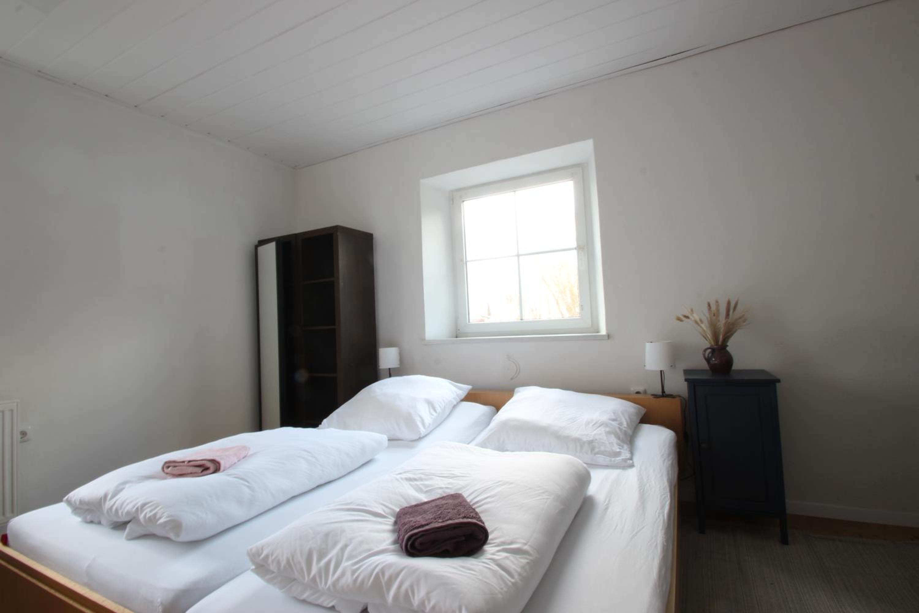 Three-Bedroom Apartment photo 2