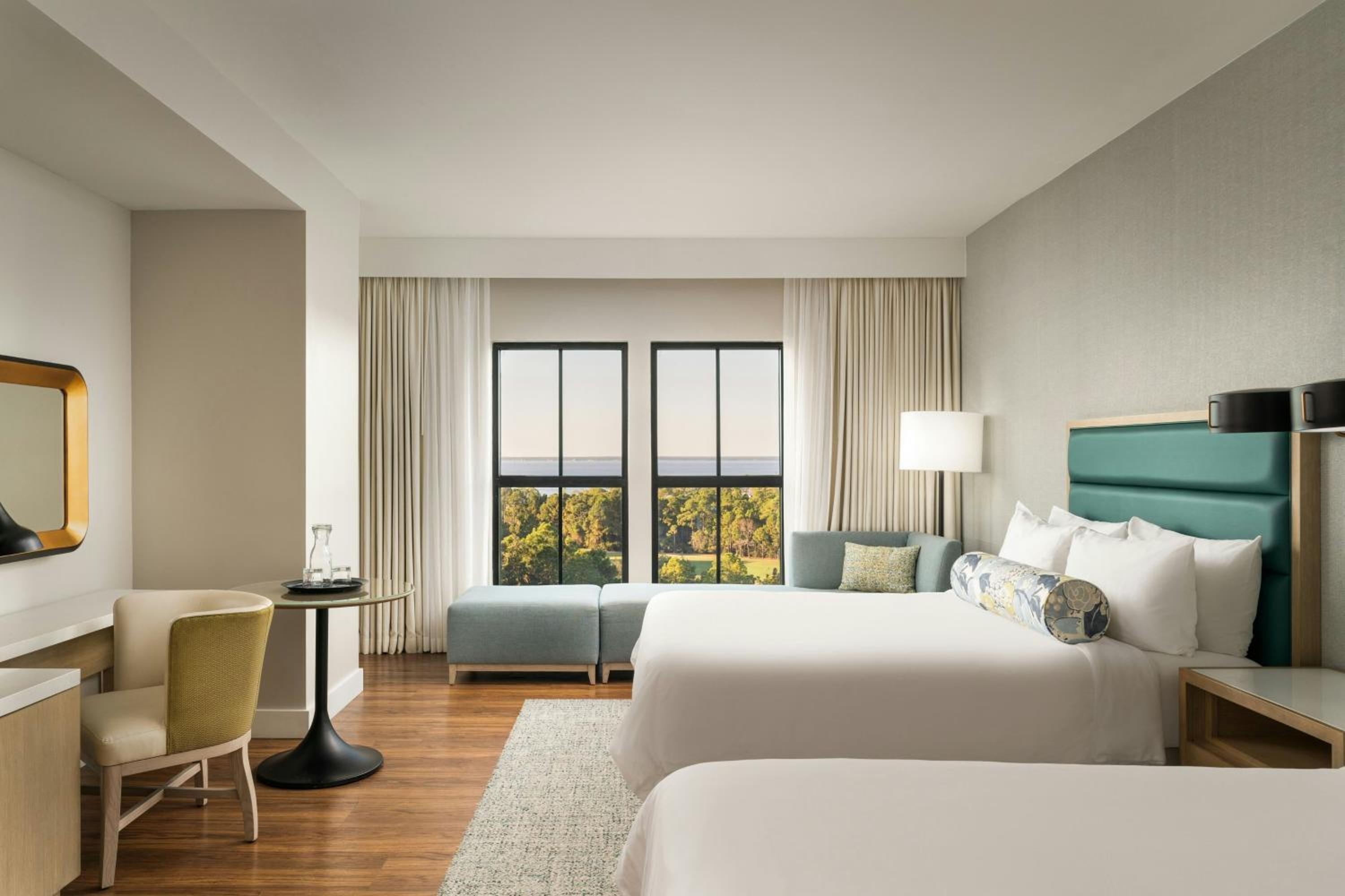 Bay View Double Queen, Guest room, 2 Queen, Bay view (Mobility Accessible w/ Tub)