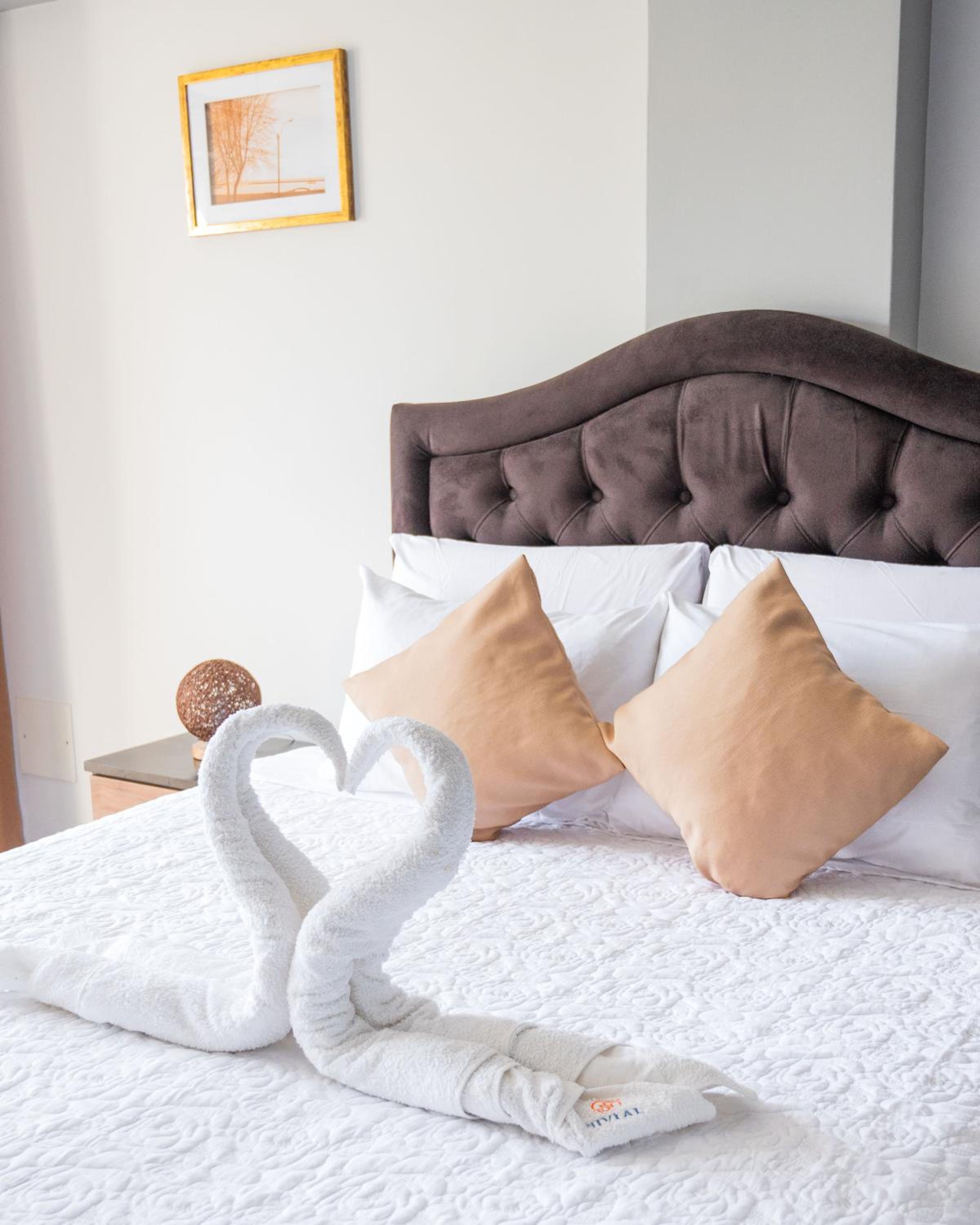 Deluxe Double Room with Balcony photo 3